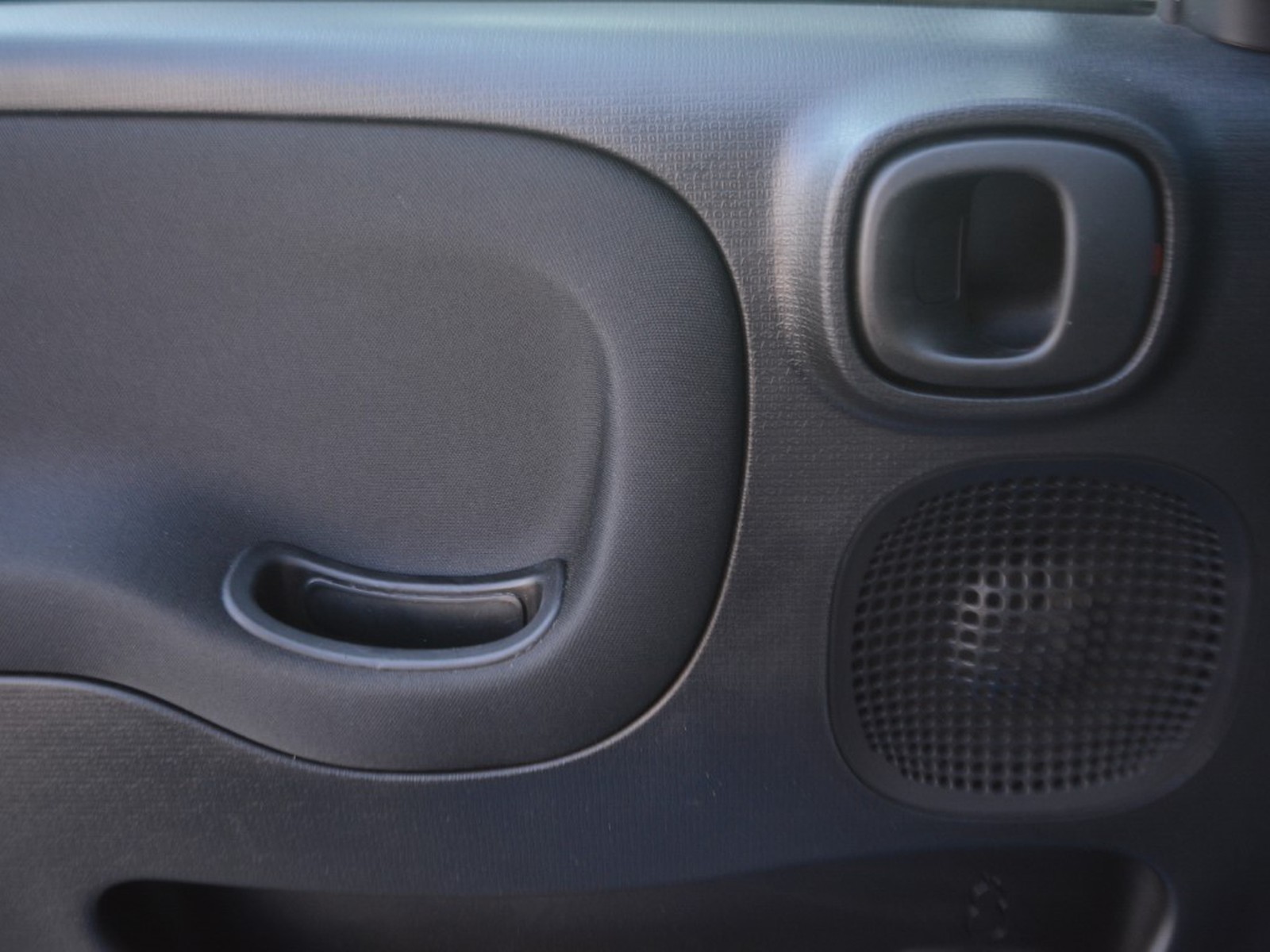 16 - Fiat Panda cross 1.0 firefly hybrid 70cv s&s 5p.ti