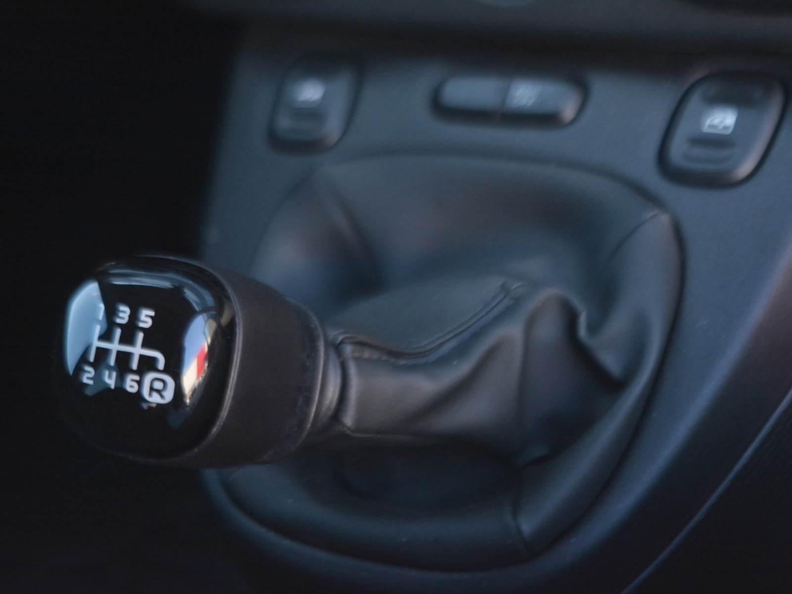 18 - Fiat Panda cross 1.0 firefly hybrid 70cv s&s 5p.ti