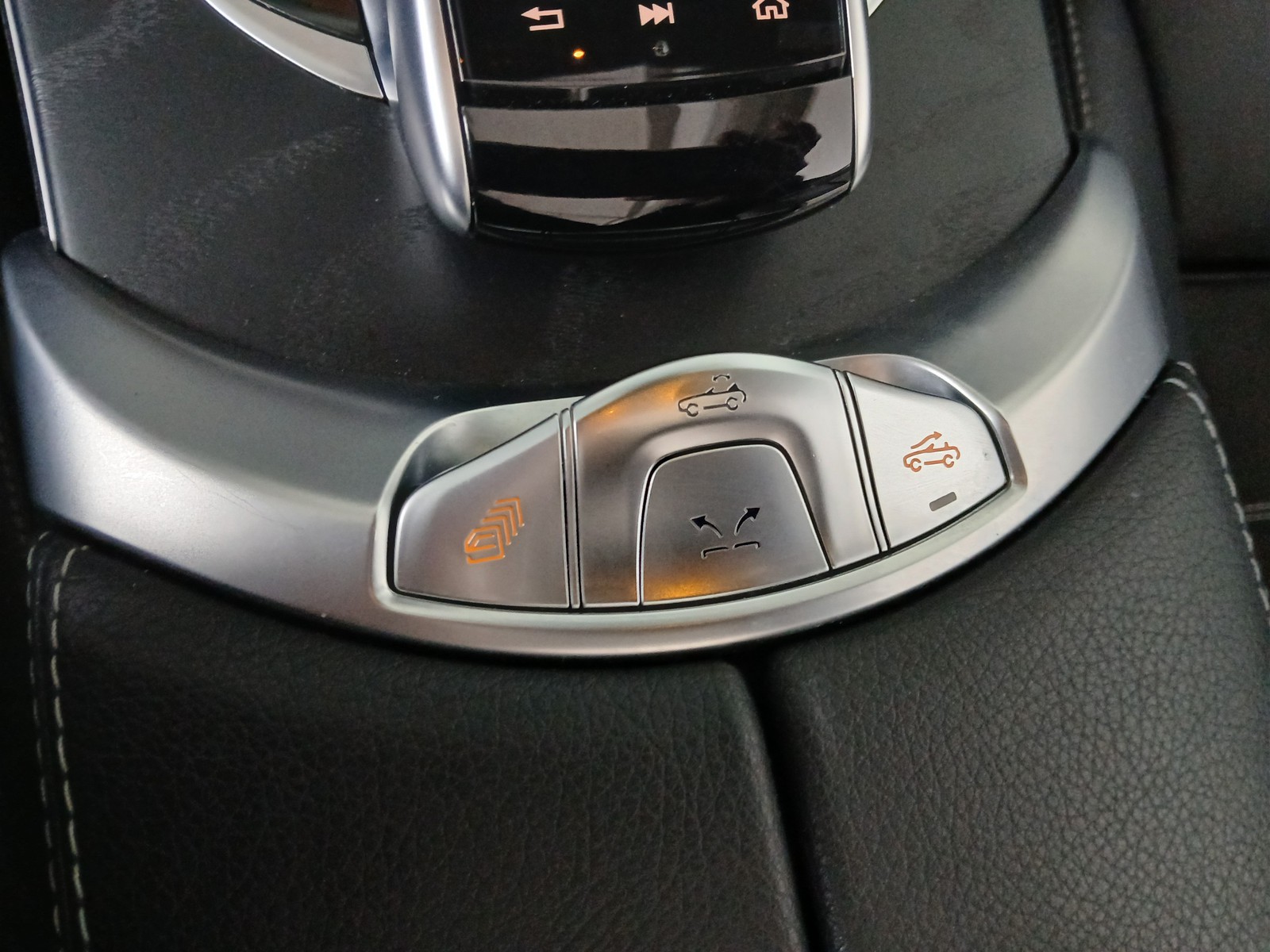 14 - Mercedes Classe C cabrio 220 d premium 9g-tronic plus