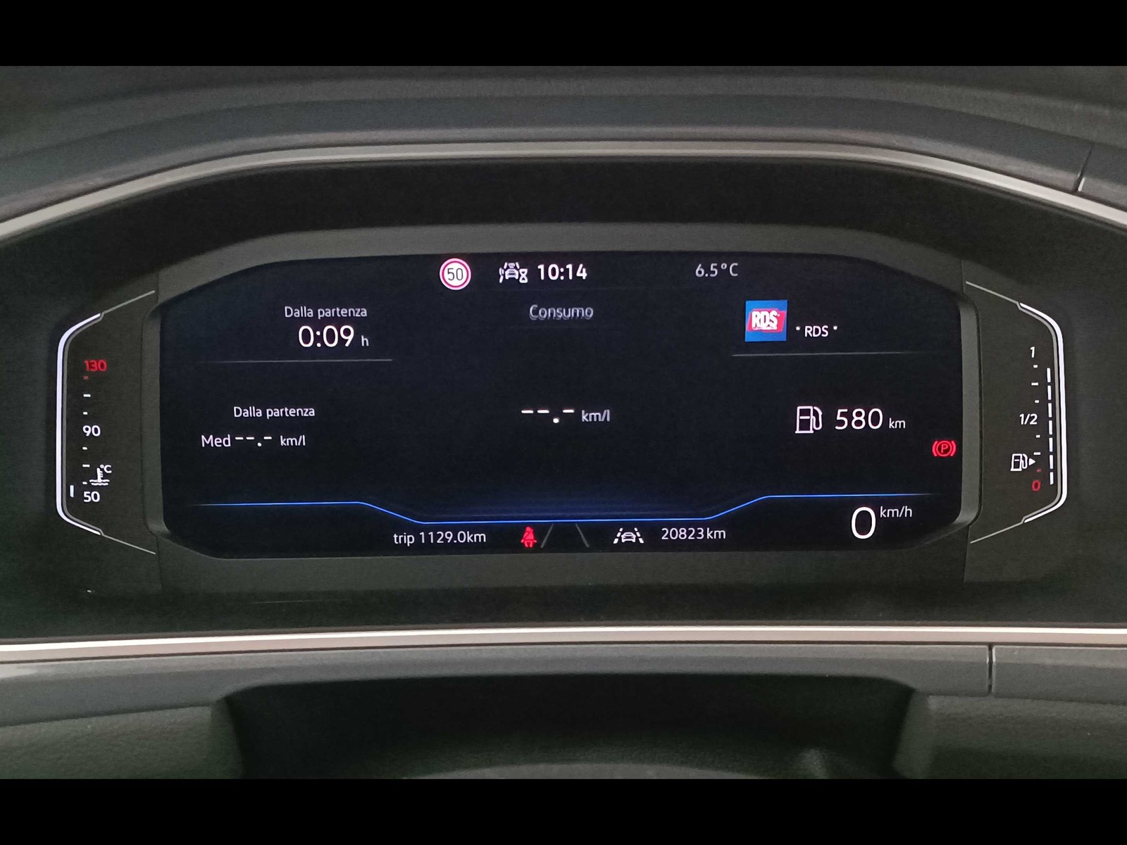 18 - Volkswagen T-Roc 1.0 tsi 115cv style