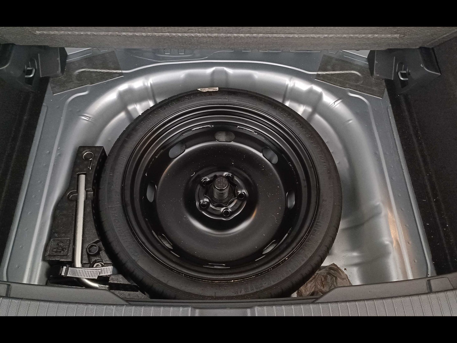 35 - Volkswagen T-Roc 1.0 tsi 115cv style