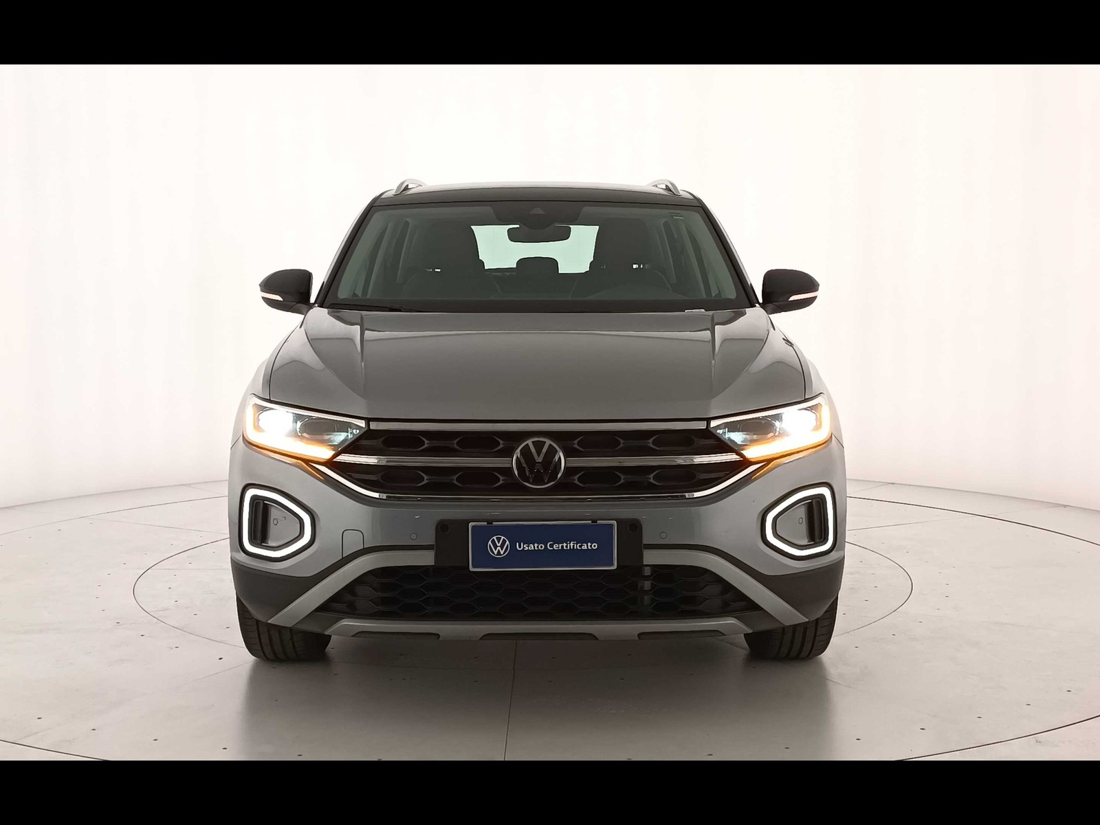 42 - Volkswagen T-Roc 1.0 tsi 115cv style