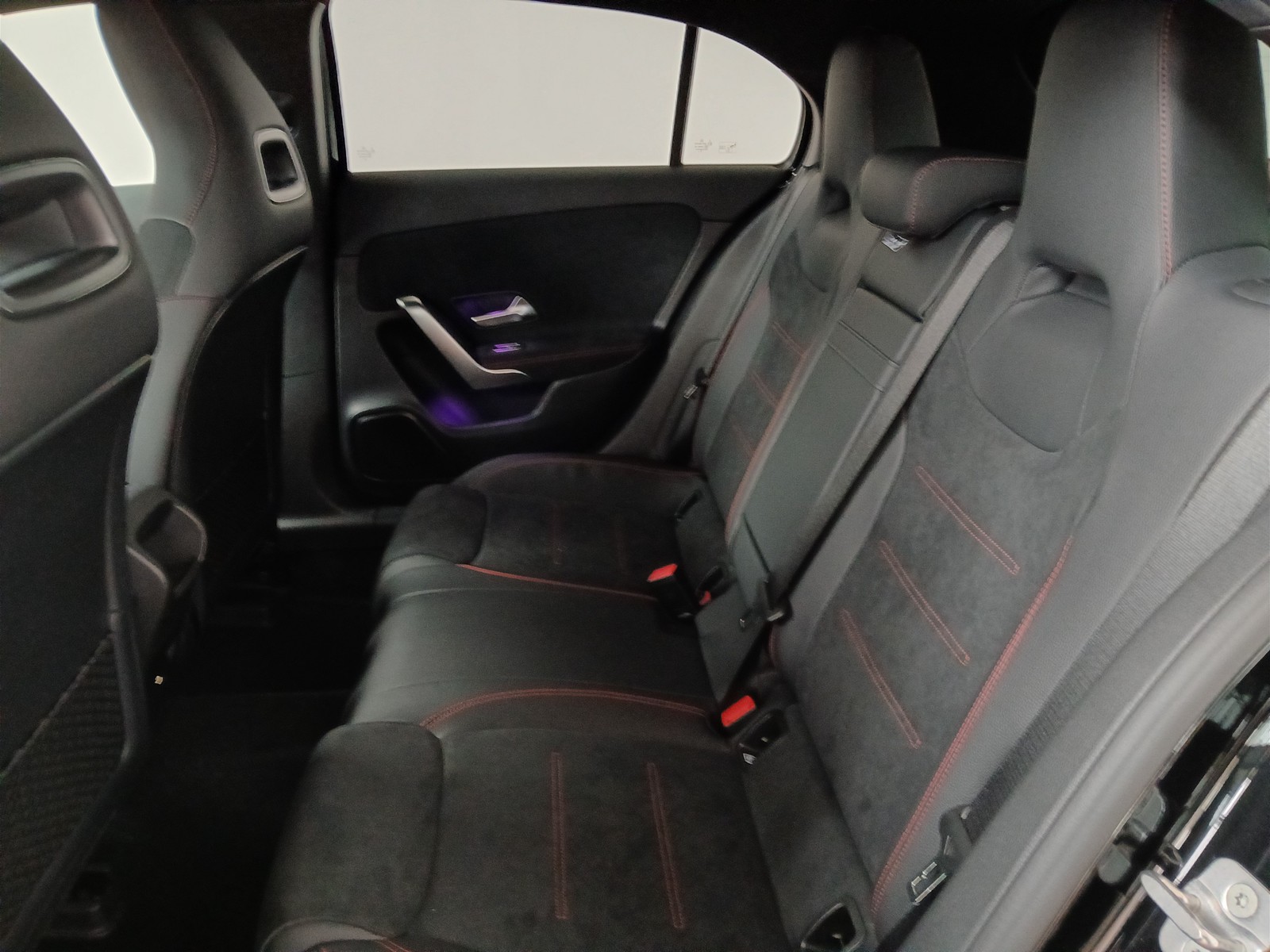 8 - Mercedes Classe A 180 amg line advanced plus 7g-dct