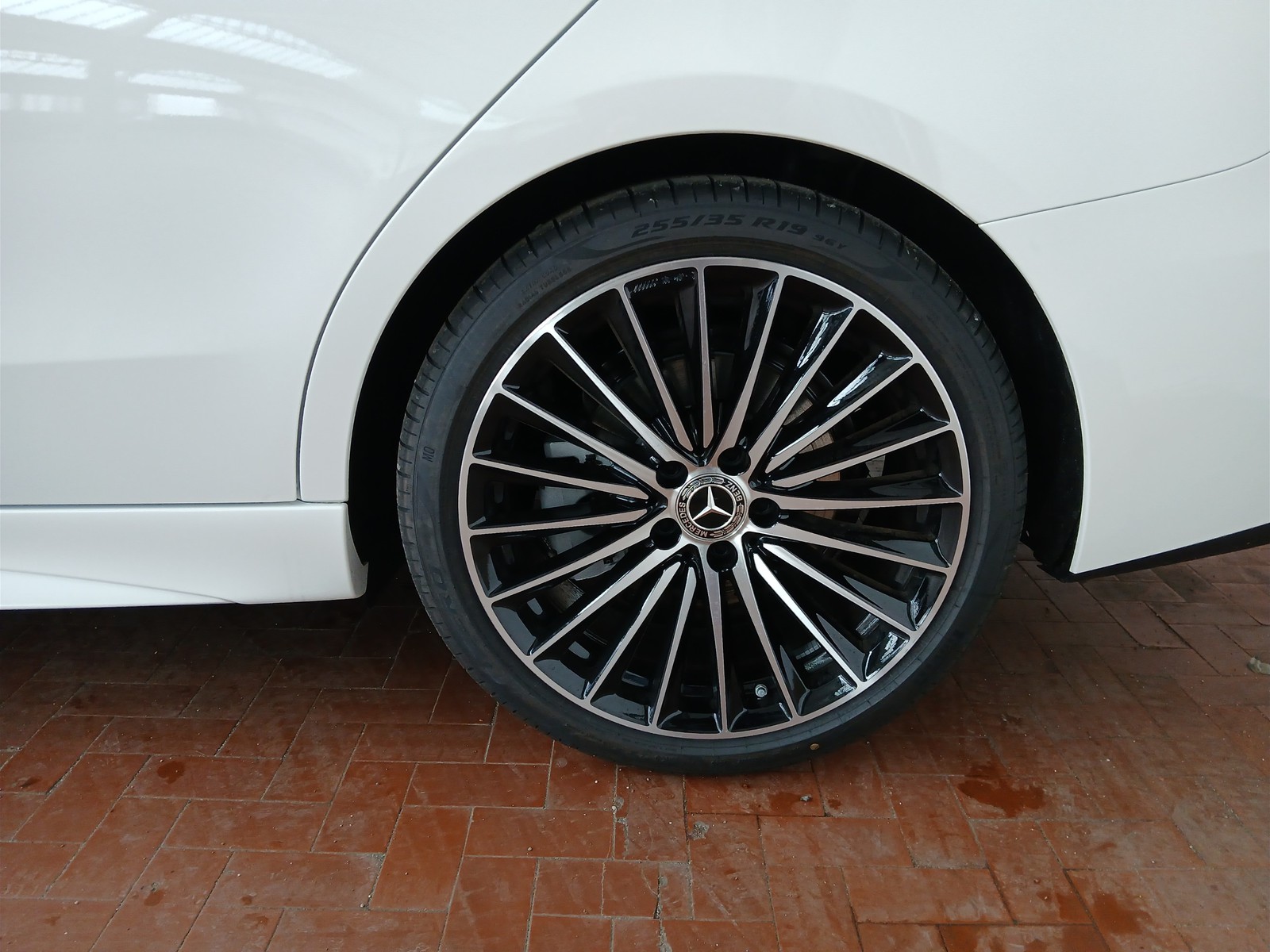 4 - Mercedes Classe C berlina 220 d mild hybrid 200cv amg line premium 4matic 9g-tronic