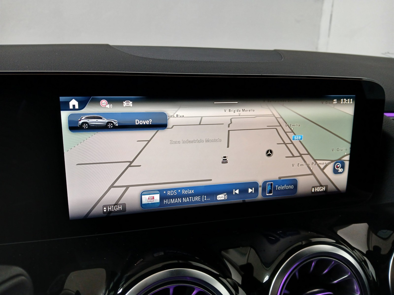 10 - Mercedes GLA 200 d amg line premium 4matic 8g-dct