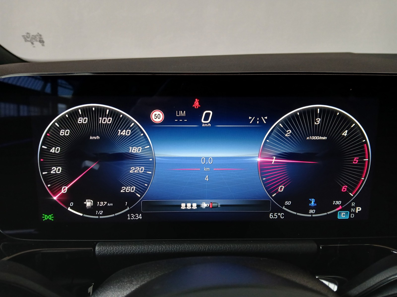 9 - Mercedes GLA 180 d amg line advanced plus 8g-dct