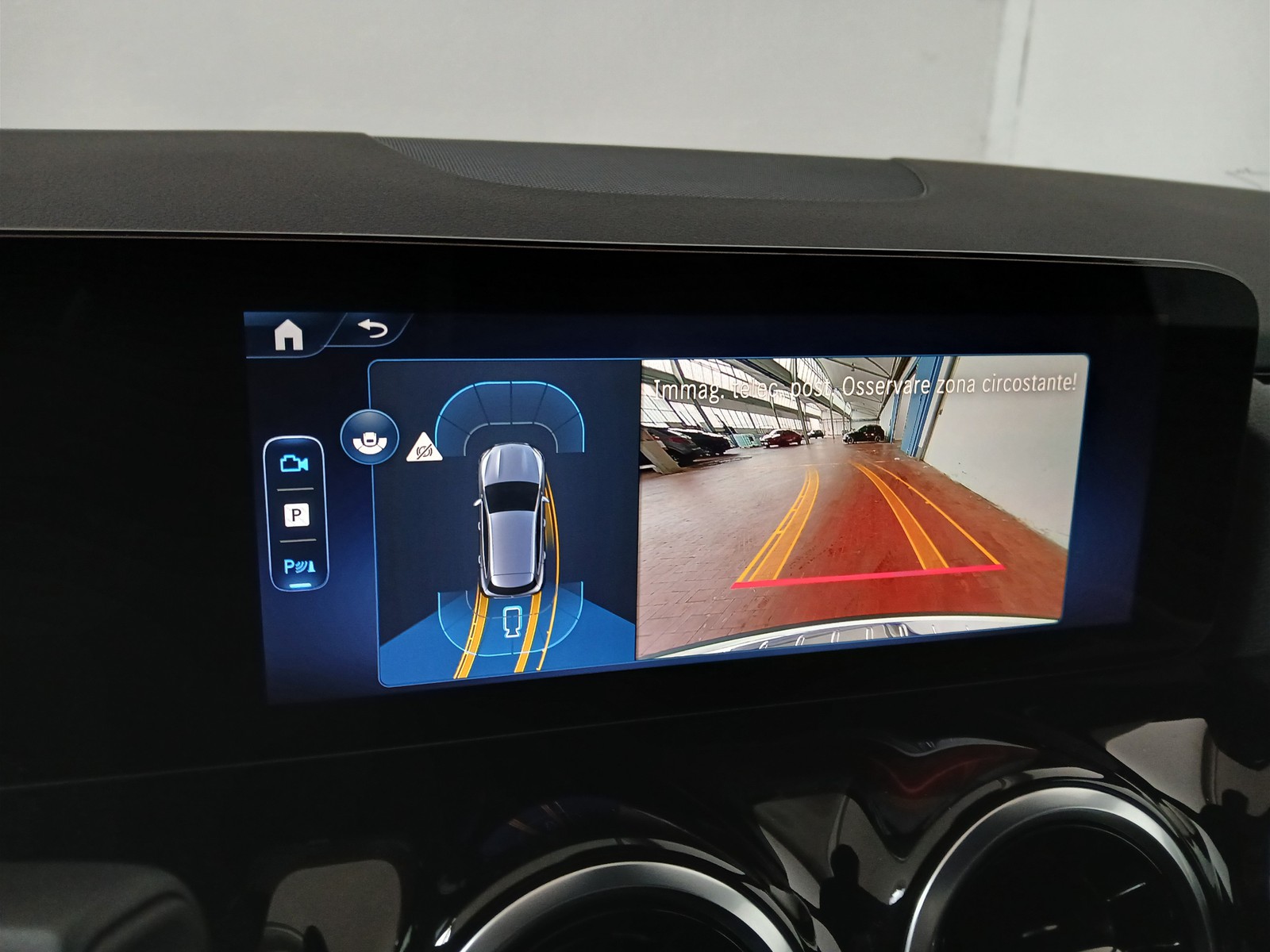 11 - Mercedes GLA 180 d progressive advanced 8g-dct