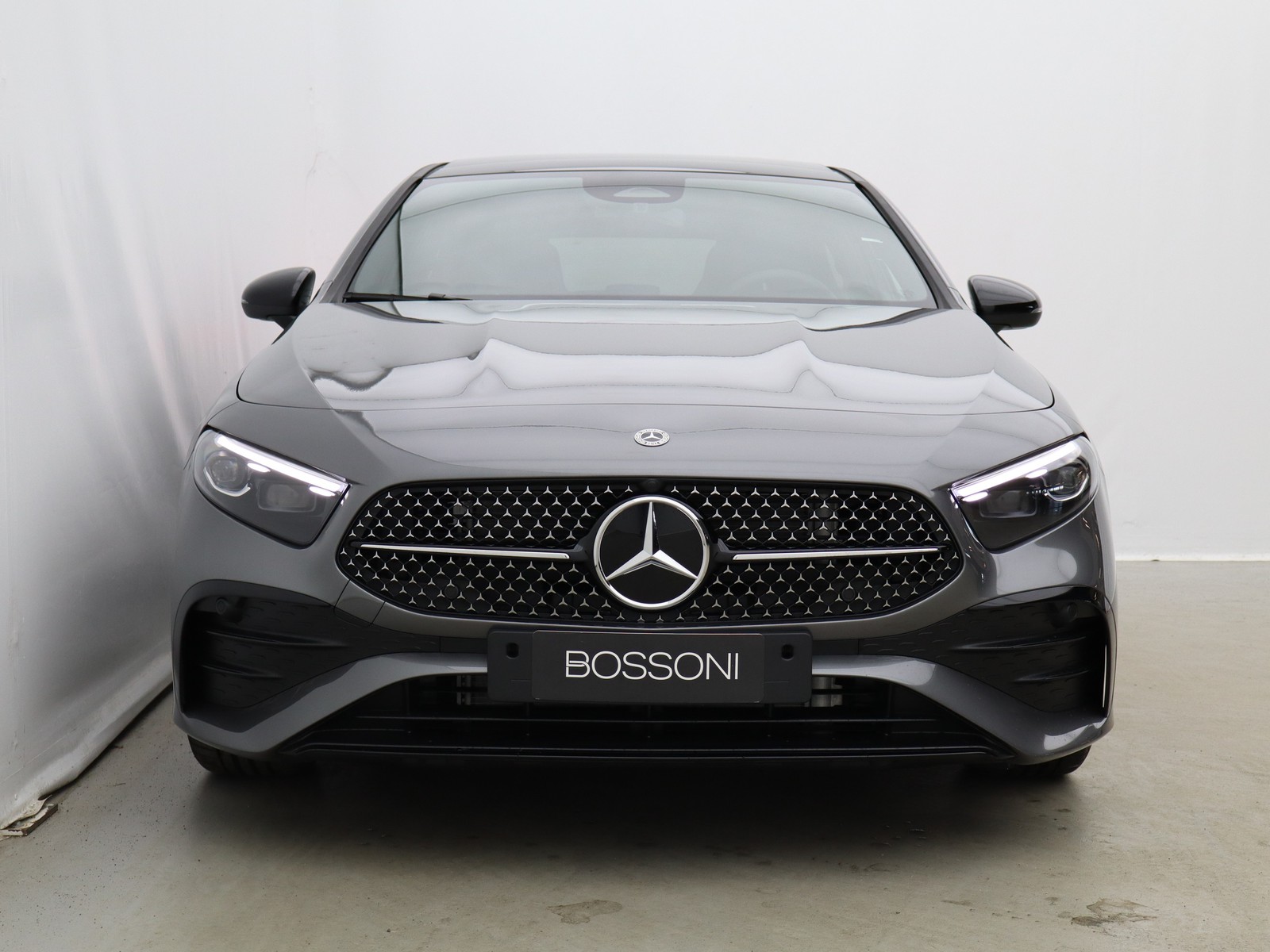 2 - Mercedes Classe A 180 d amg line premium speedshift dct amg 8g