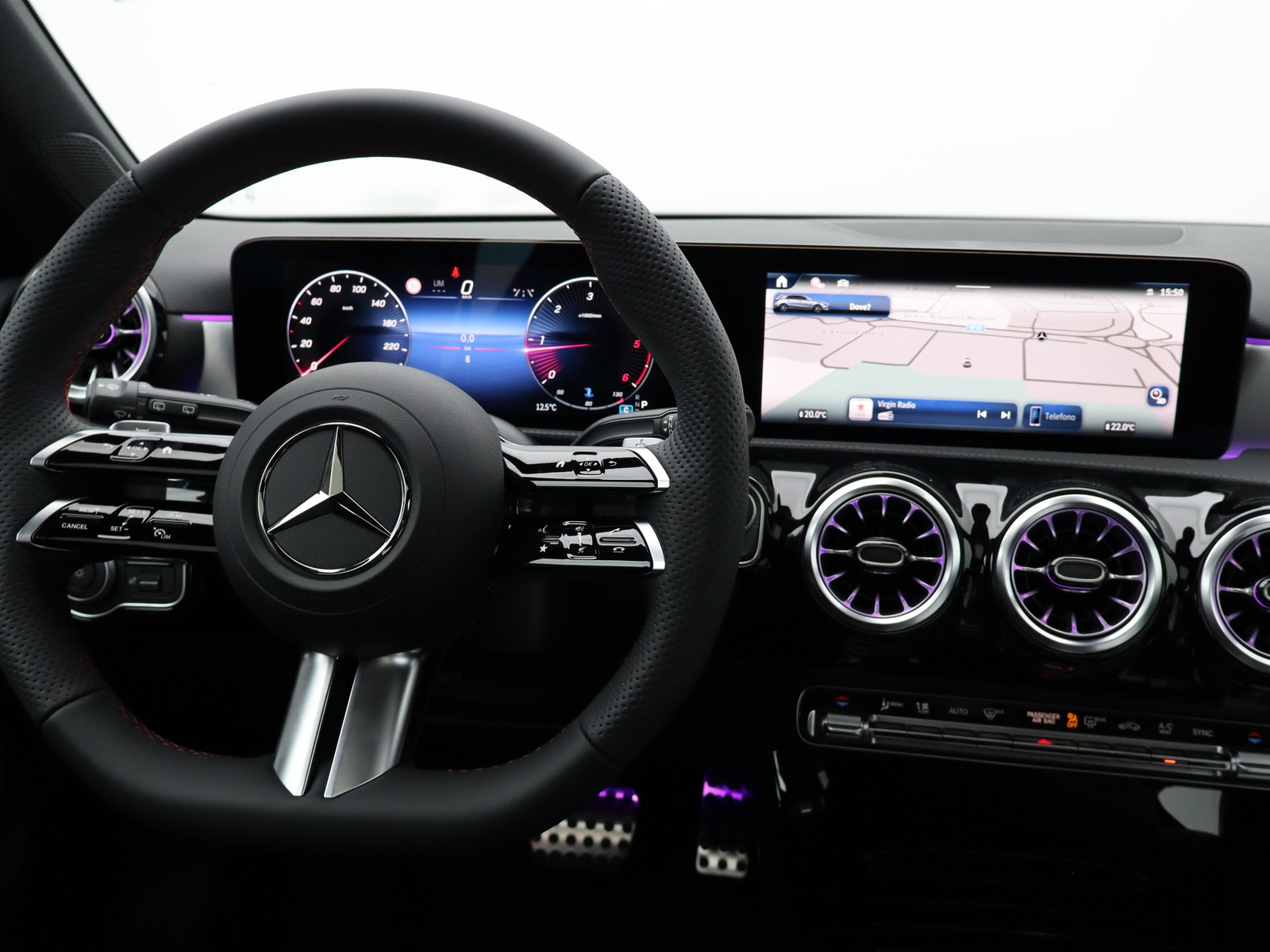 12 - Mercedes Classe A 180 d amg line premium speedshift dct amg 8g