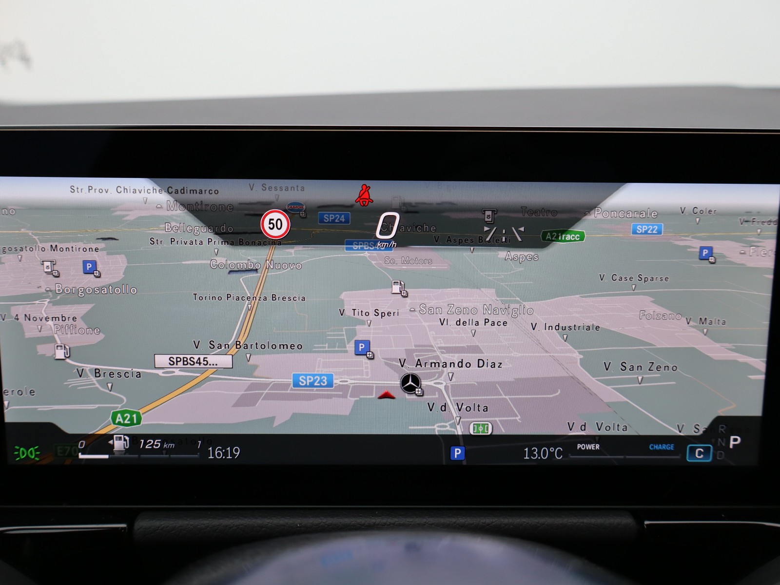 16 - Mercedes GLA 180 progressive advanced 7g-dct