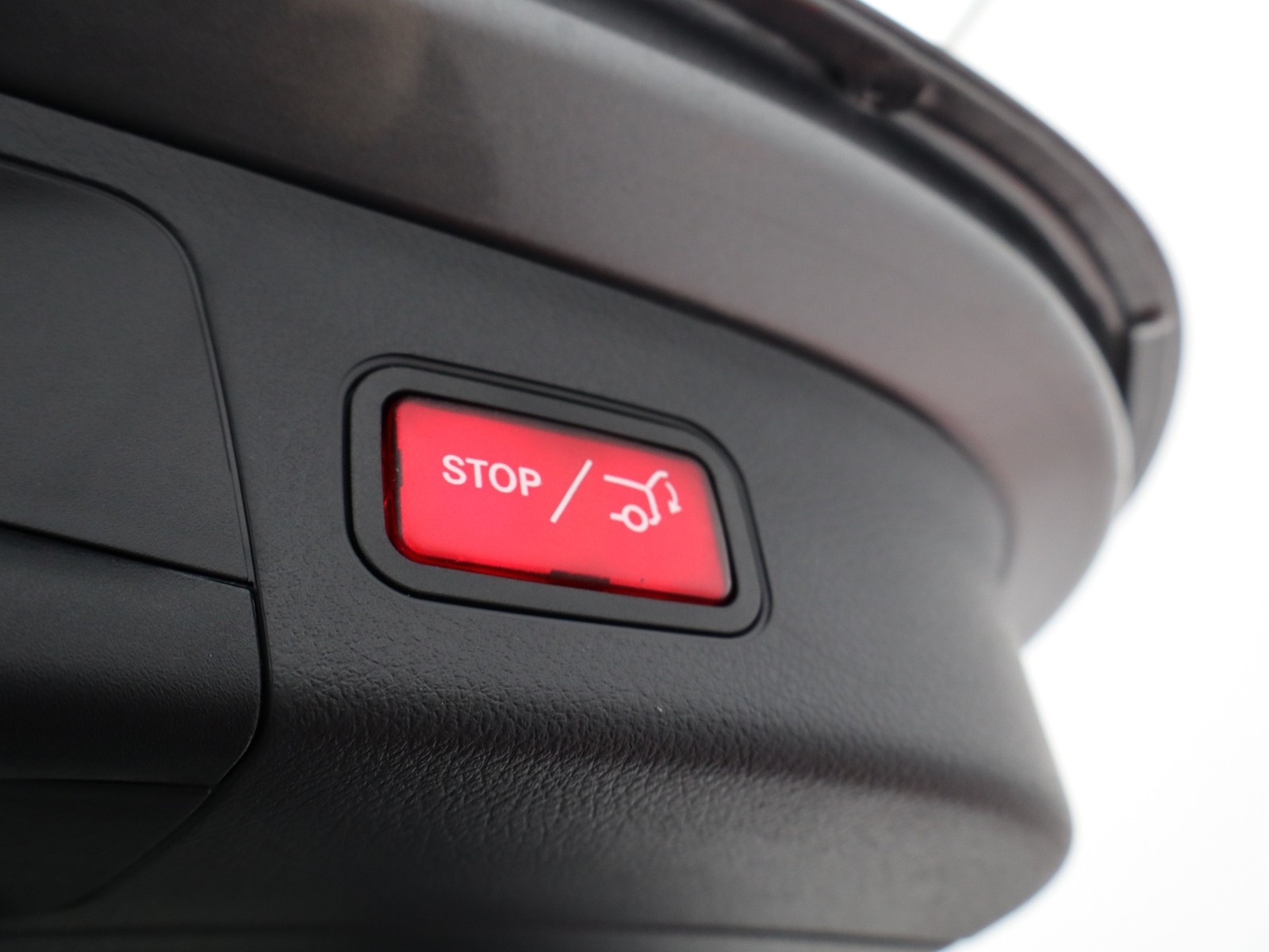 18 - Mercedes GLA 180 progressive advanced 7g-dct