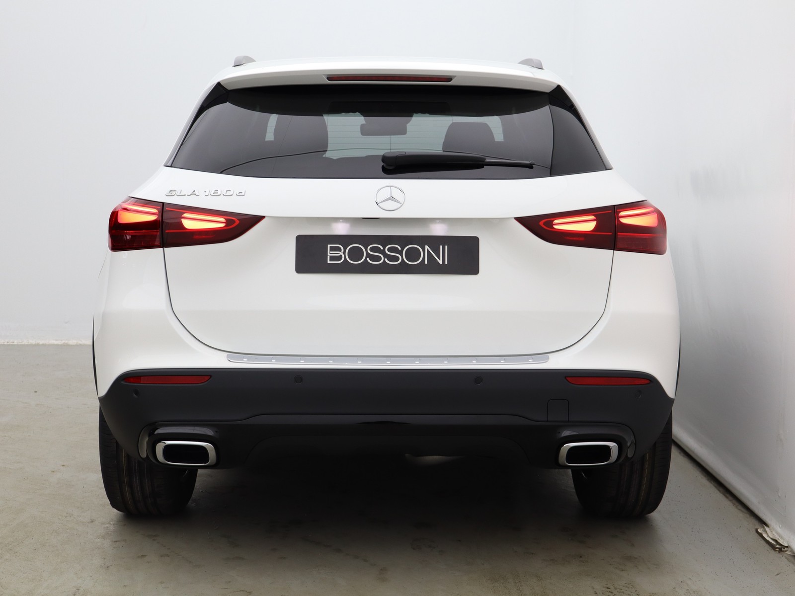 6 - Mercedes GLA 180 d progressive advanced 8g-dct