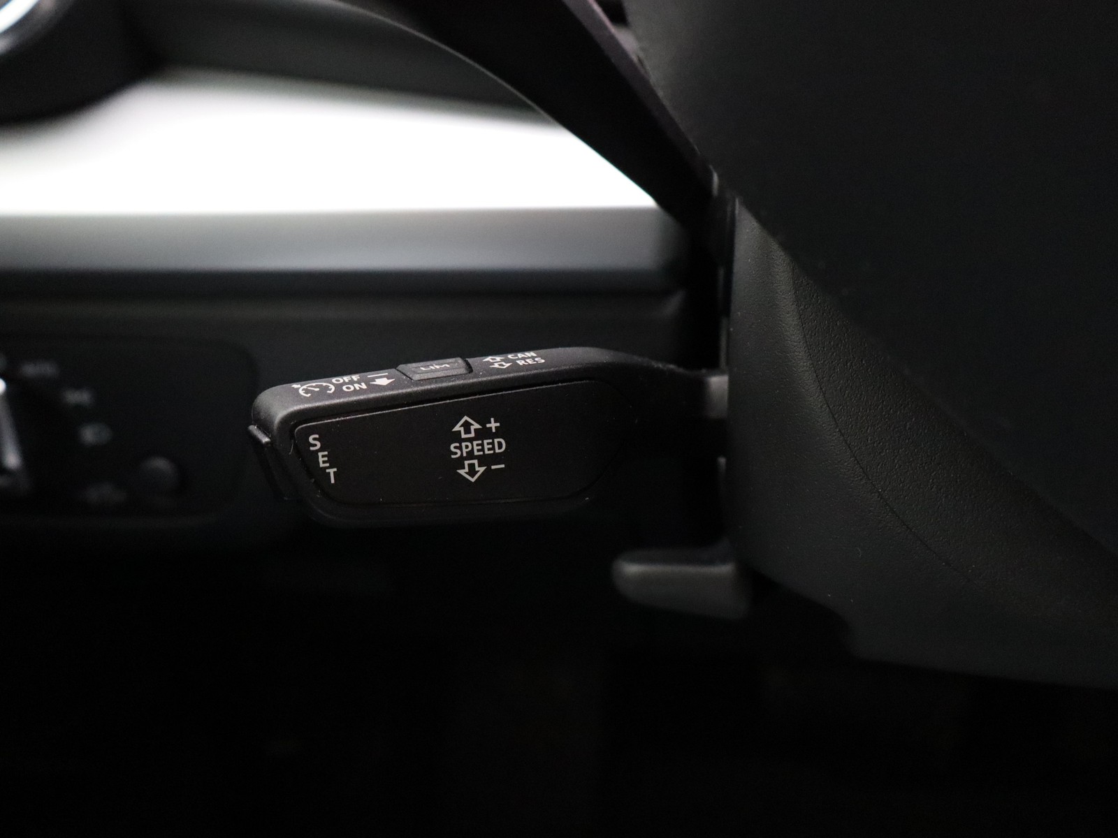 15 - Audi Q5 sportback 40 2.0 tdi mhev 12v s line plus quattro s tronic