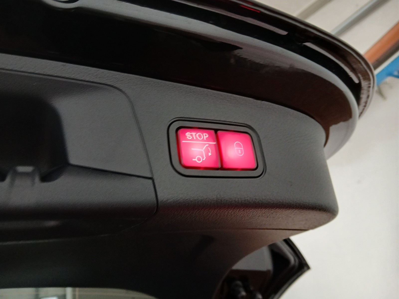 18 - Mercedes GLA 180 d amg line advanced plus 8g-dct