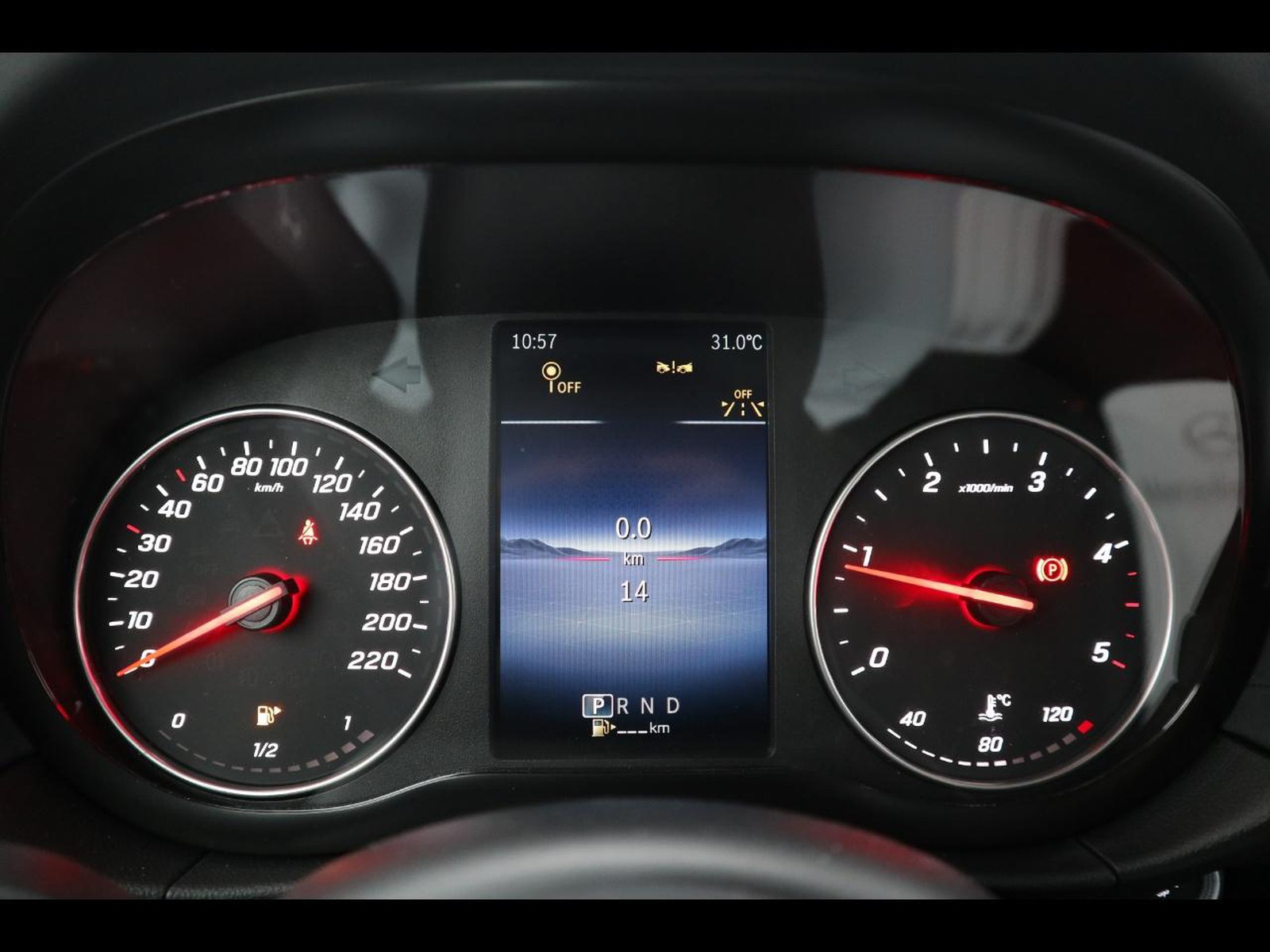 9 - Mercedes Vans Classe T 180 d