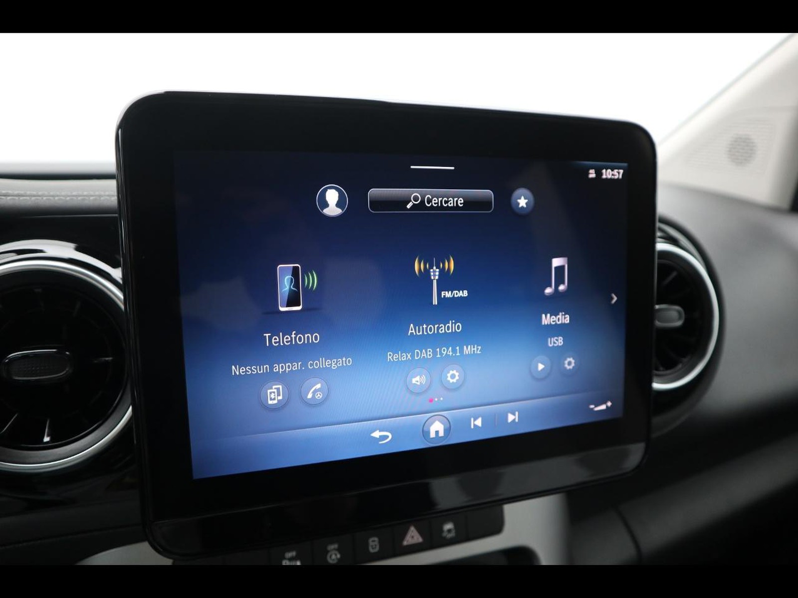 10 - Mercedes Vans Classe T 180 d