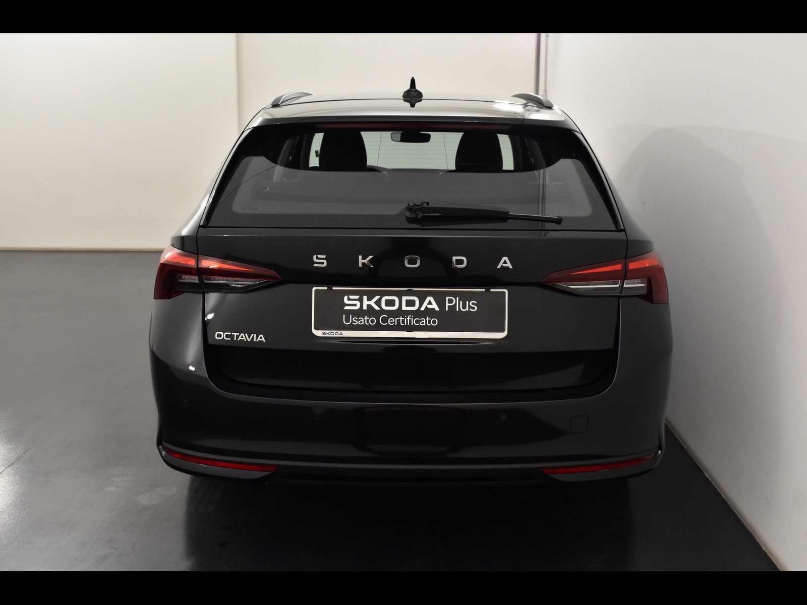 5 - Skoda Octavia wagon 2.0 tdi 150cv executive dsg