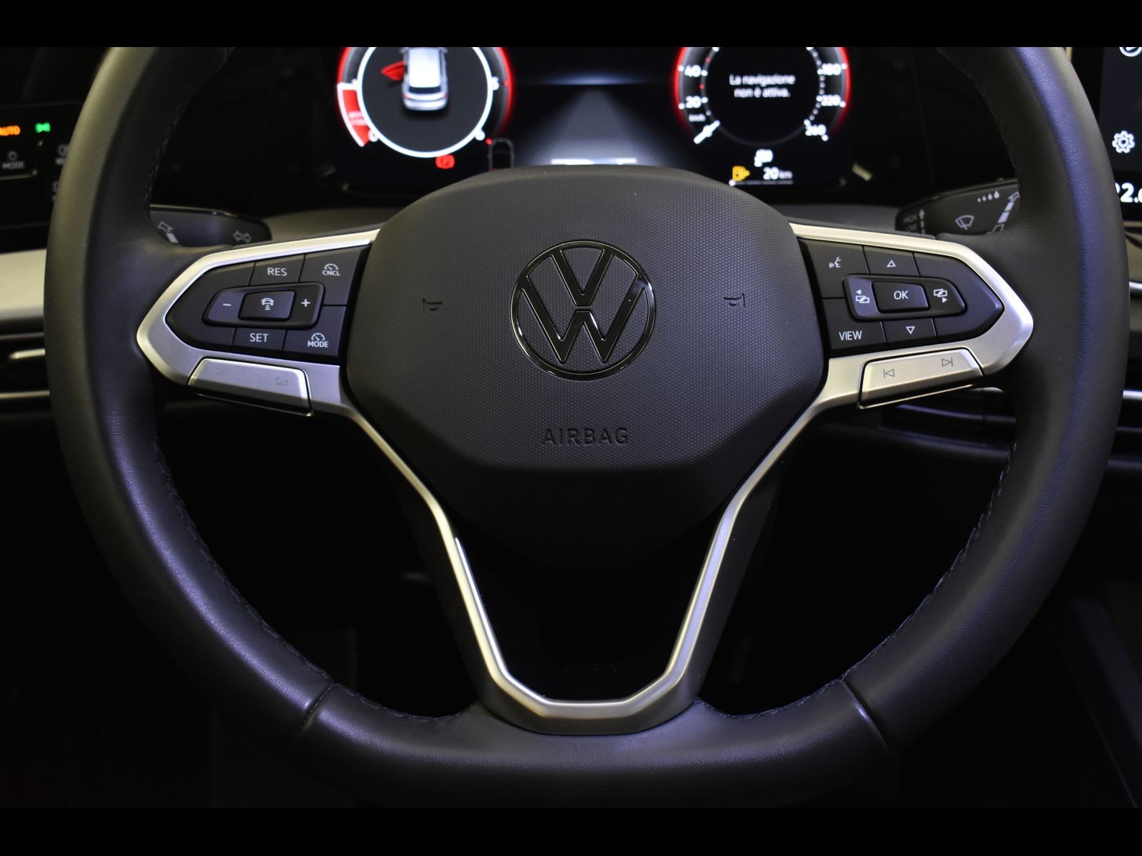 15 - Volkswagen Golf 2.0 tdi scr 115cv life