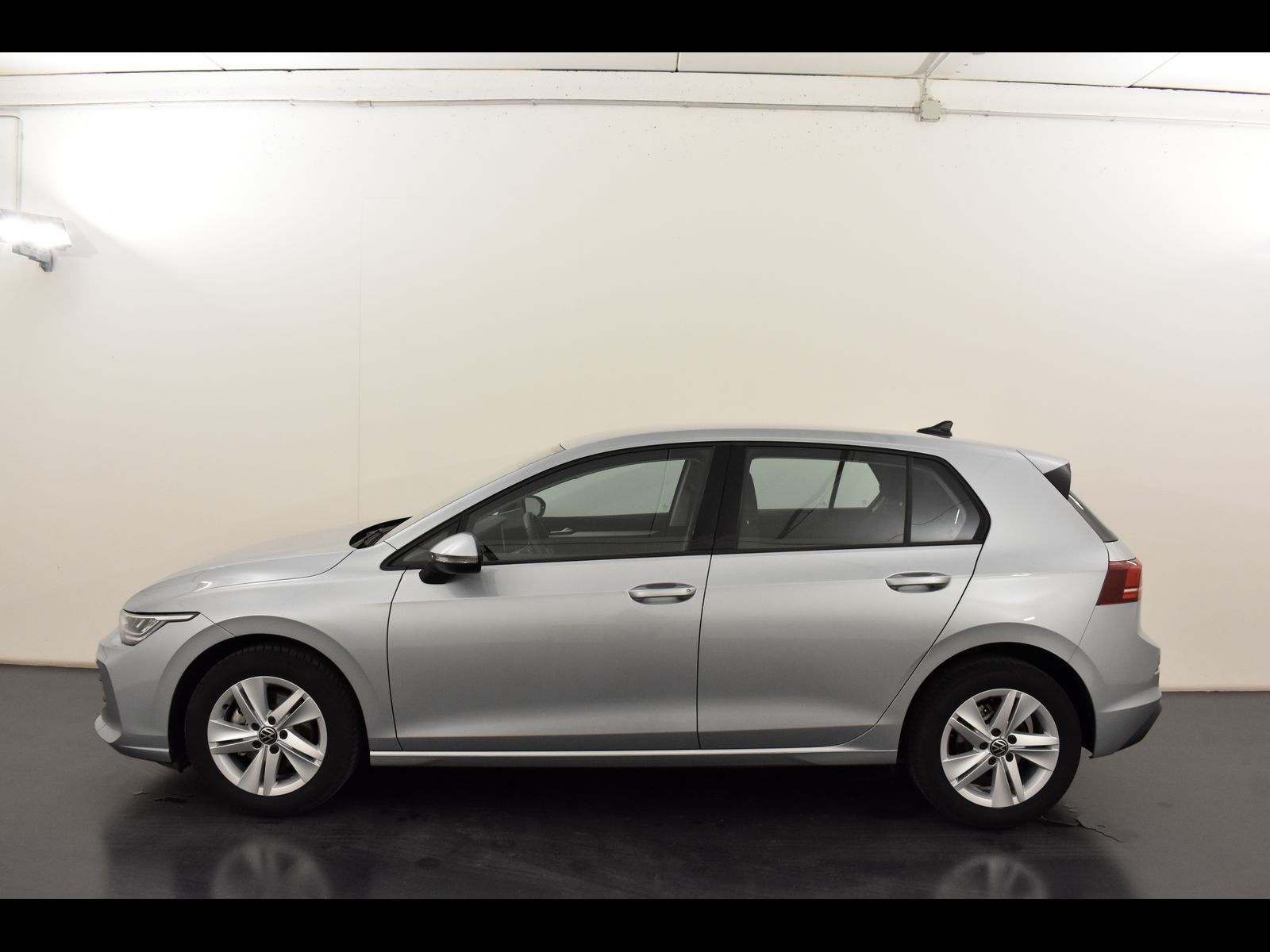 3 - Volkswagen Golf 2.0 tdi scr 115cv life