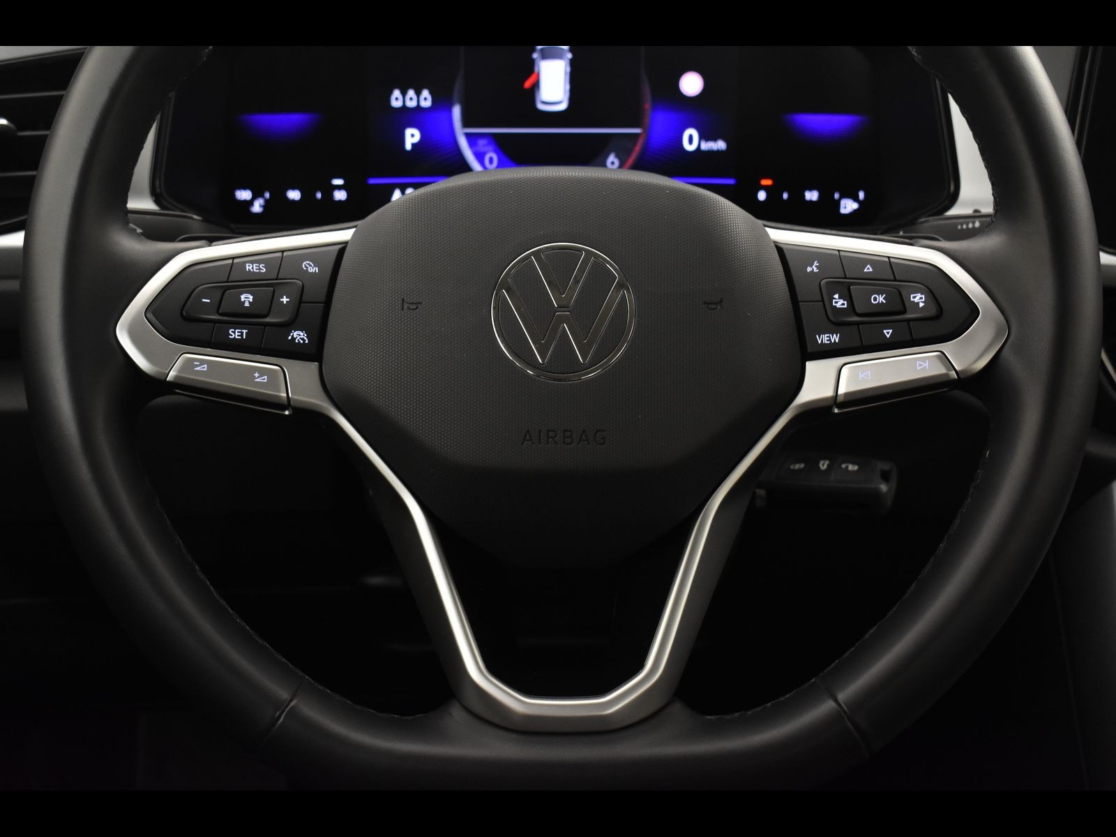 15 - Volkswagen T-Roc 2.0 tdi scr 150cv life dsg