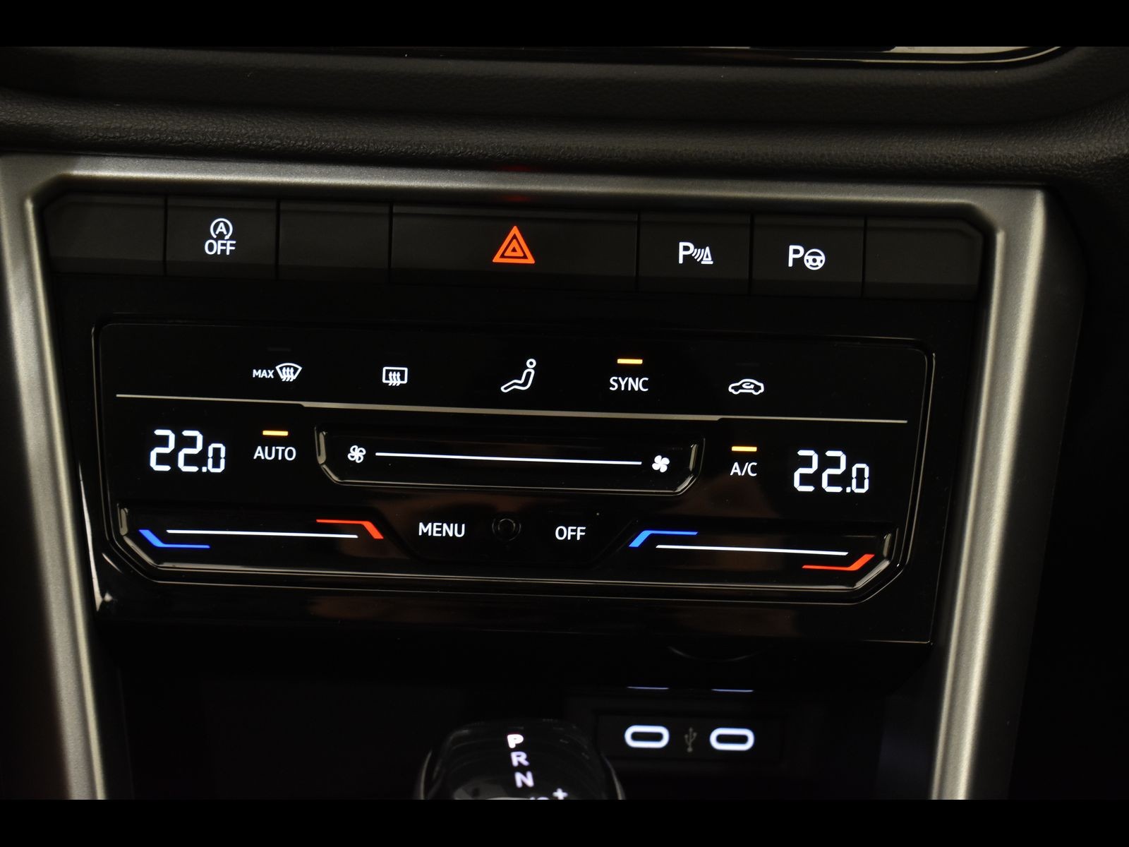 22 - Volkswagen T-Roc 2.0 tdi scr 150cv life dsg