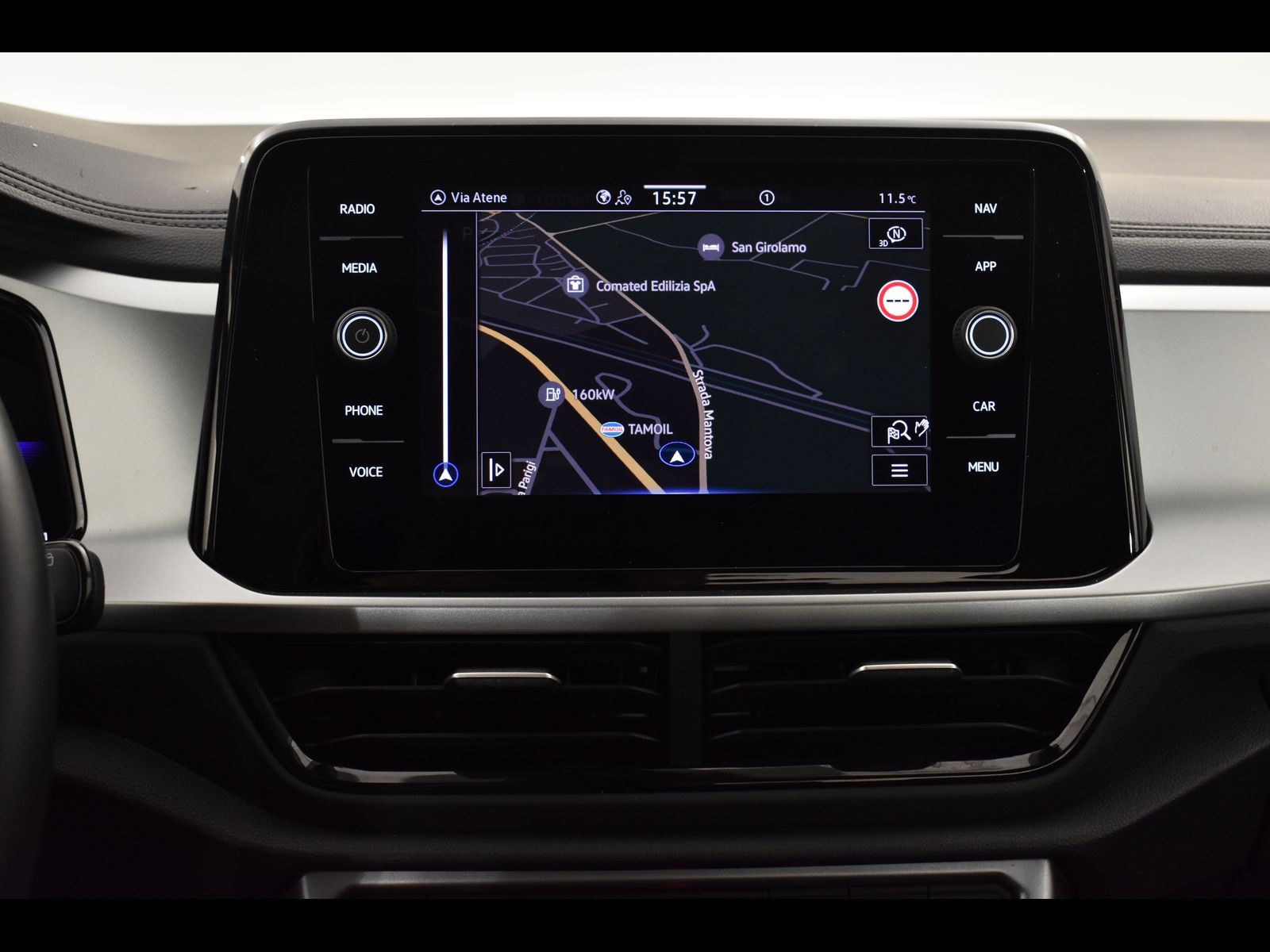 23 - Volkswagen T-Roc 2.0 tdi scr 150cv life dsg