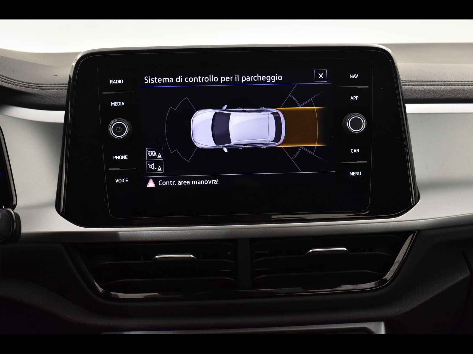 24 - Volkswagen T-Roc 2.0 tdi scr 150cv life dsg