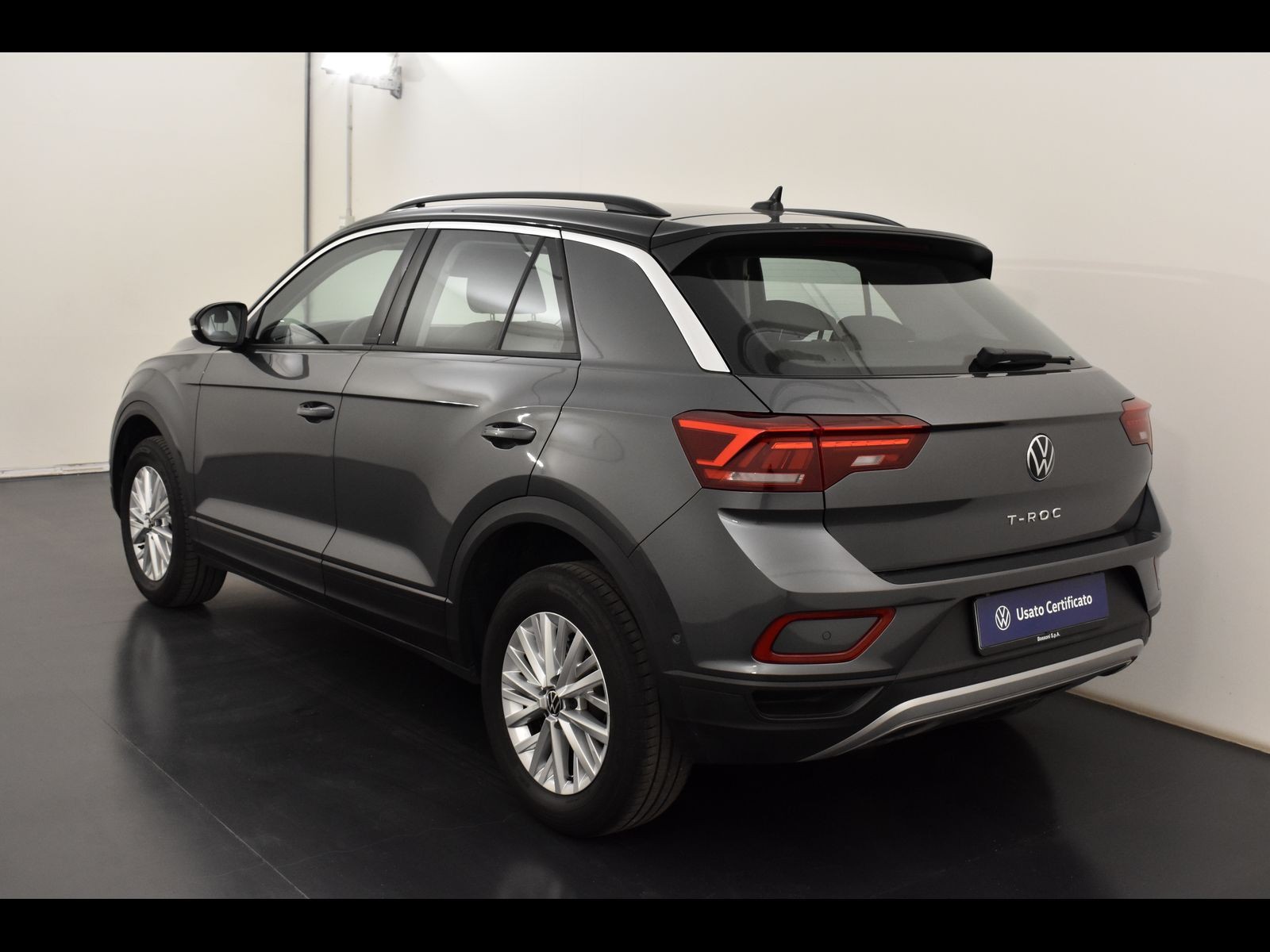 4 - Volkswagen T-Roc 2.0 tdi scr 150cv life dsg