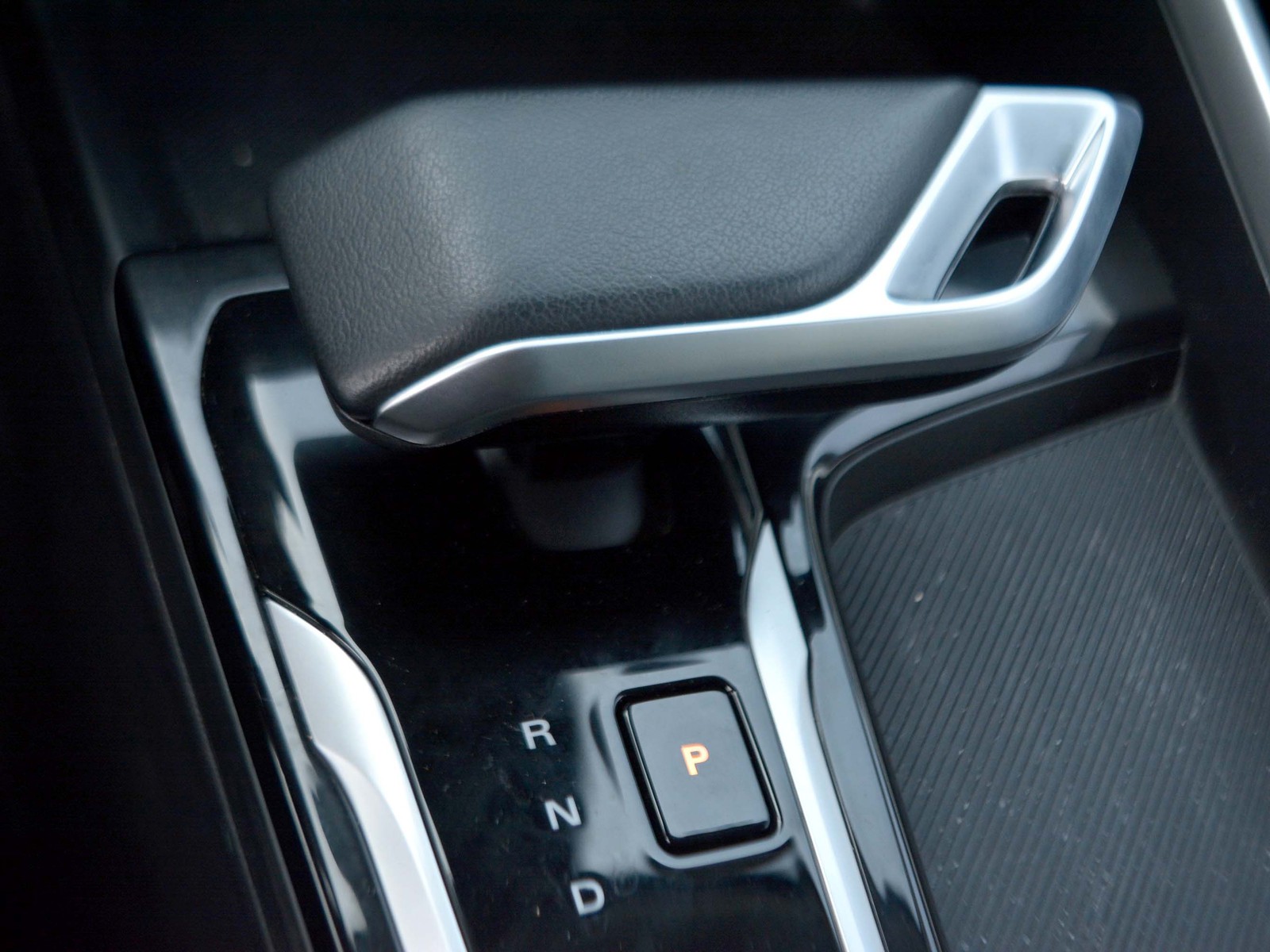 17 - Mg ZS 1.5 hybrid+ luxury auto