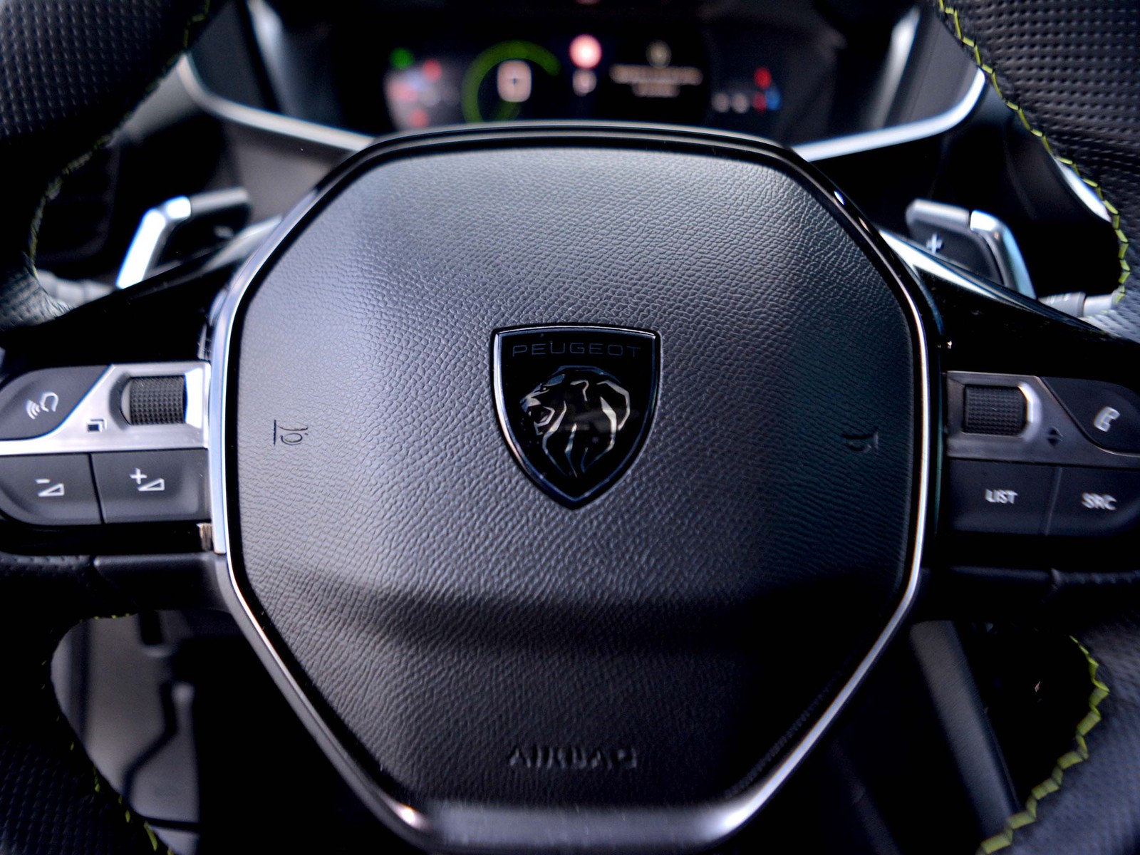 16 - Peugeot 2008 1.2 puretech 130cv gt eat8 s&s