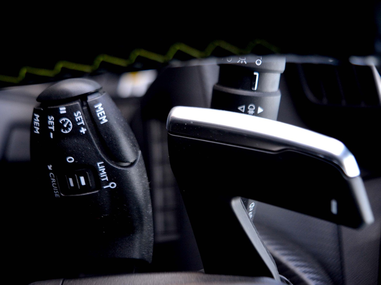 17 - Peugeot 2008 1.2 puretech 130cv gt eat8 s&s