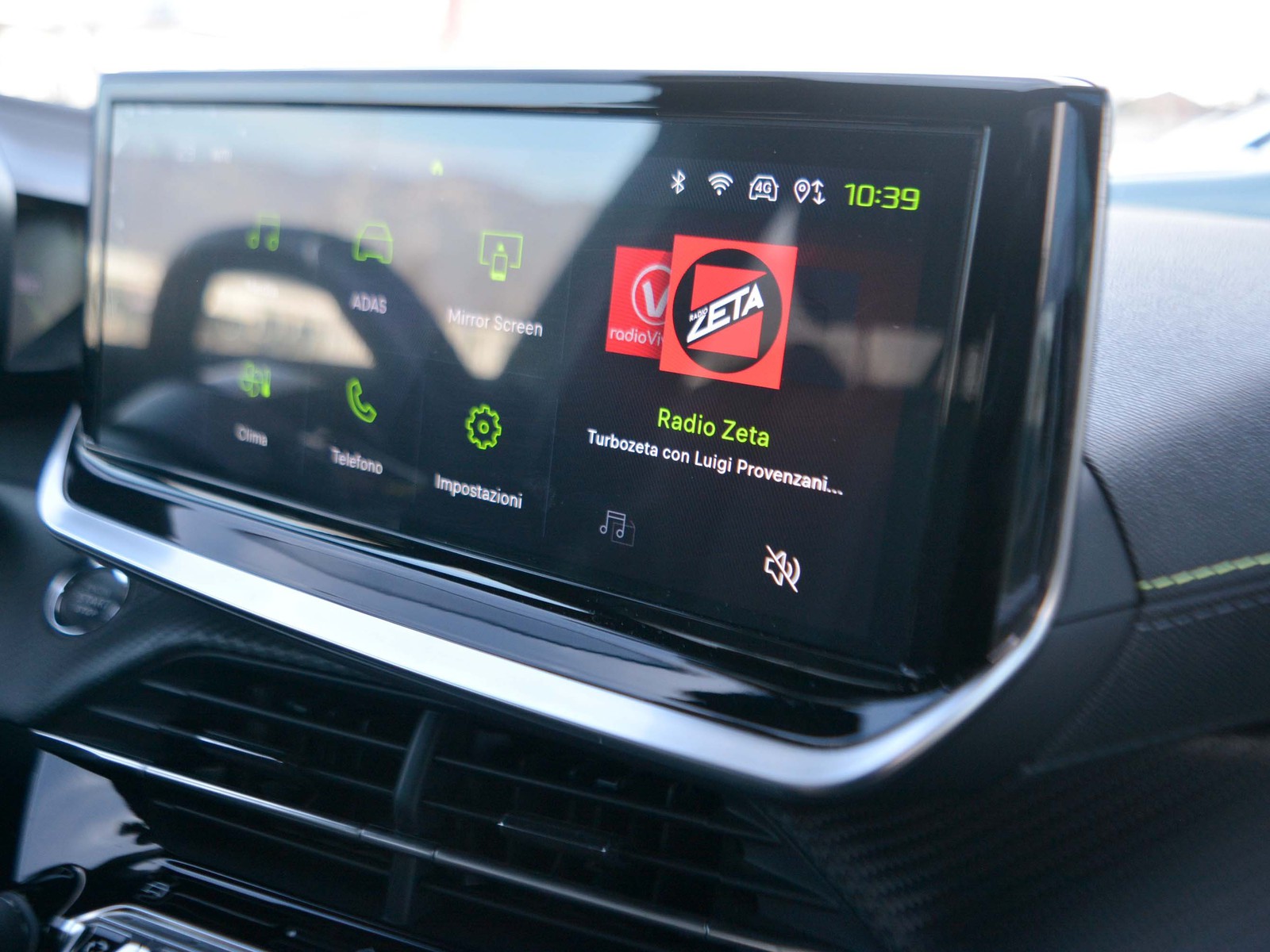 10 - Peugeot 2008 1.2 puretech 130cv gt eat8 s&s