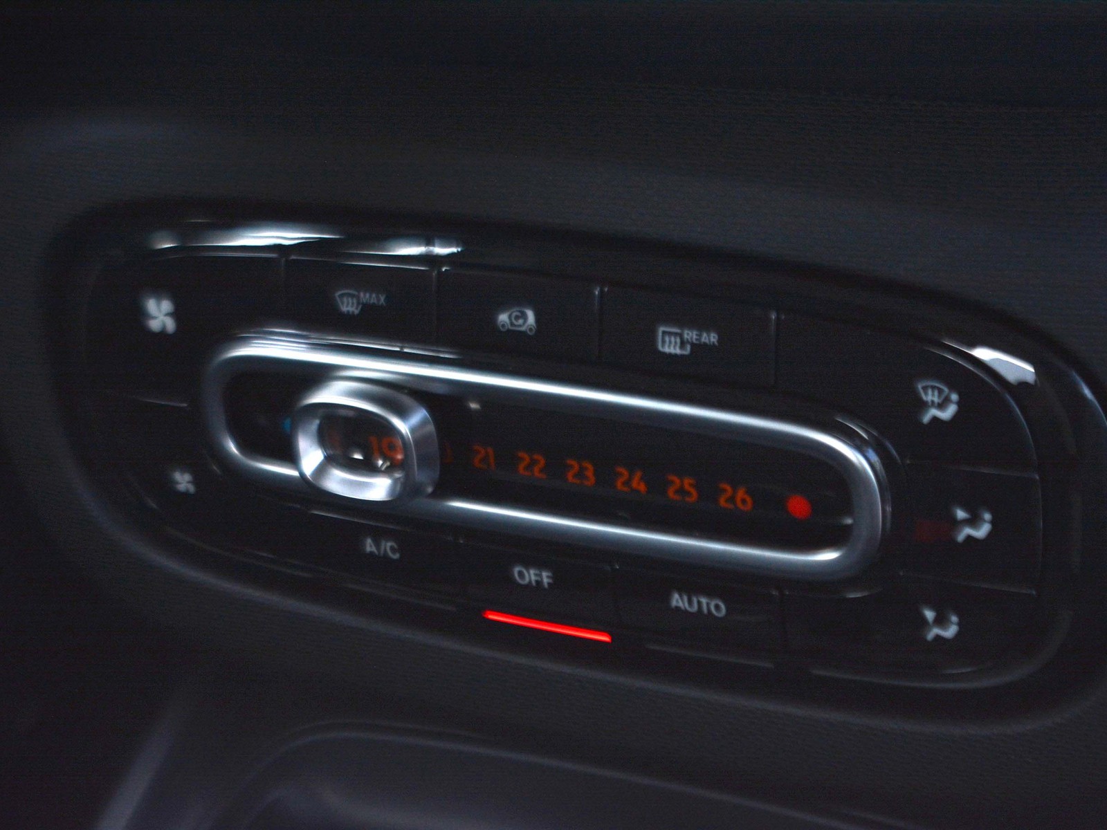 11 - Smart Fortwo coupe 1.0 71cv youngster twinamic my18