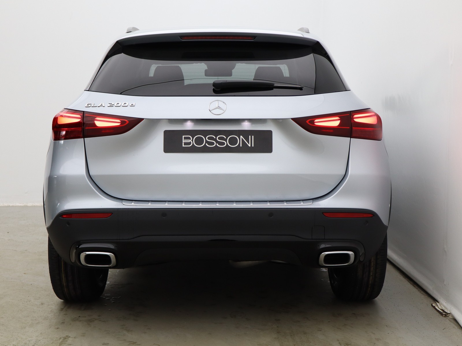 6 - Mercedes GLA 200 d progressive advanced 8g-dct