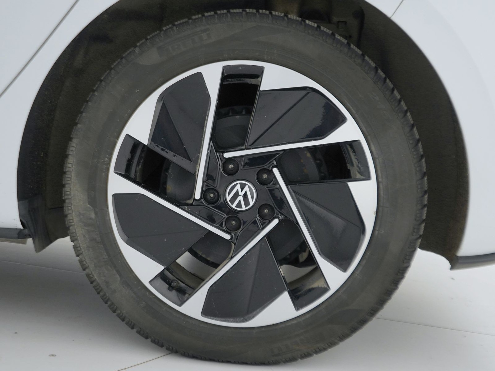 12 - Volkswagen ID.3 58 kwh pro performance