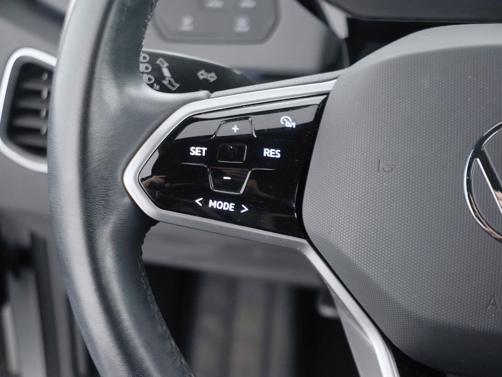 24 - Volkswagen ID.3 58 kwh pro performance