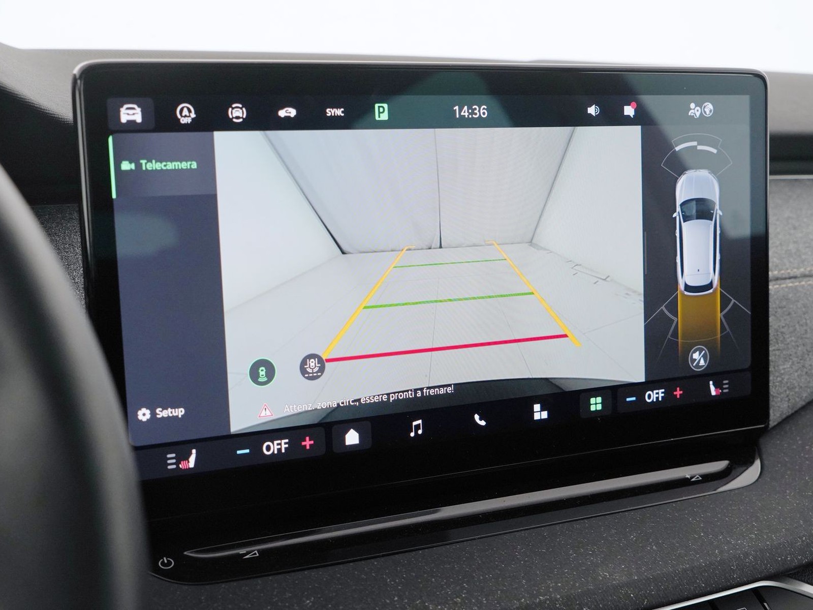 32 - Skoda Octavia wagon 2.0 tdi 150cv style dsg