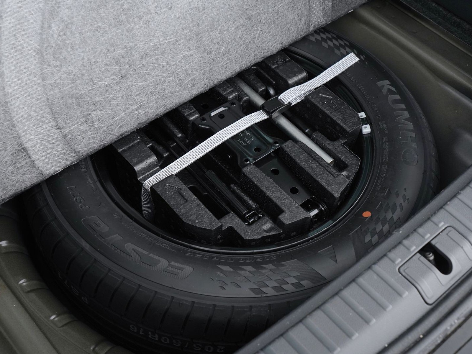 35 - Skoda Octavia wagon 2.0 tdi 150cv style dsg