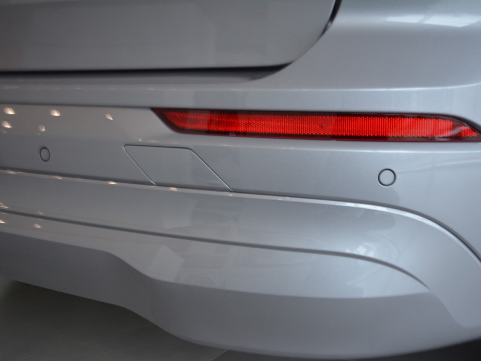 26 - Volvo XC60 2.0 t6 plug-in hybrid core awd automatico