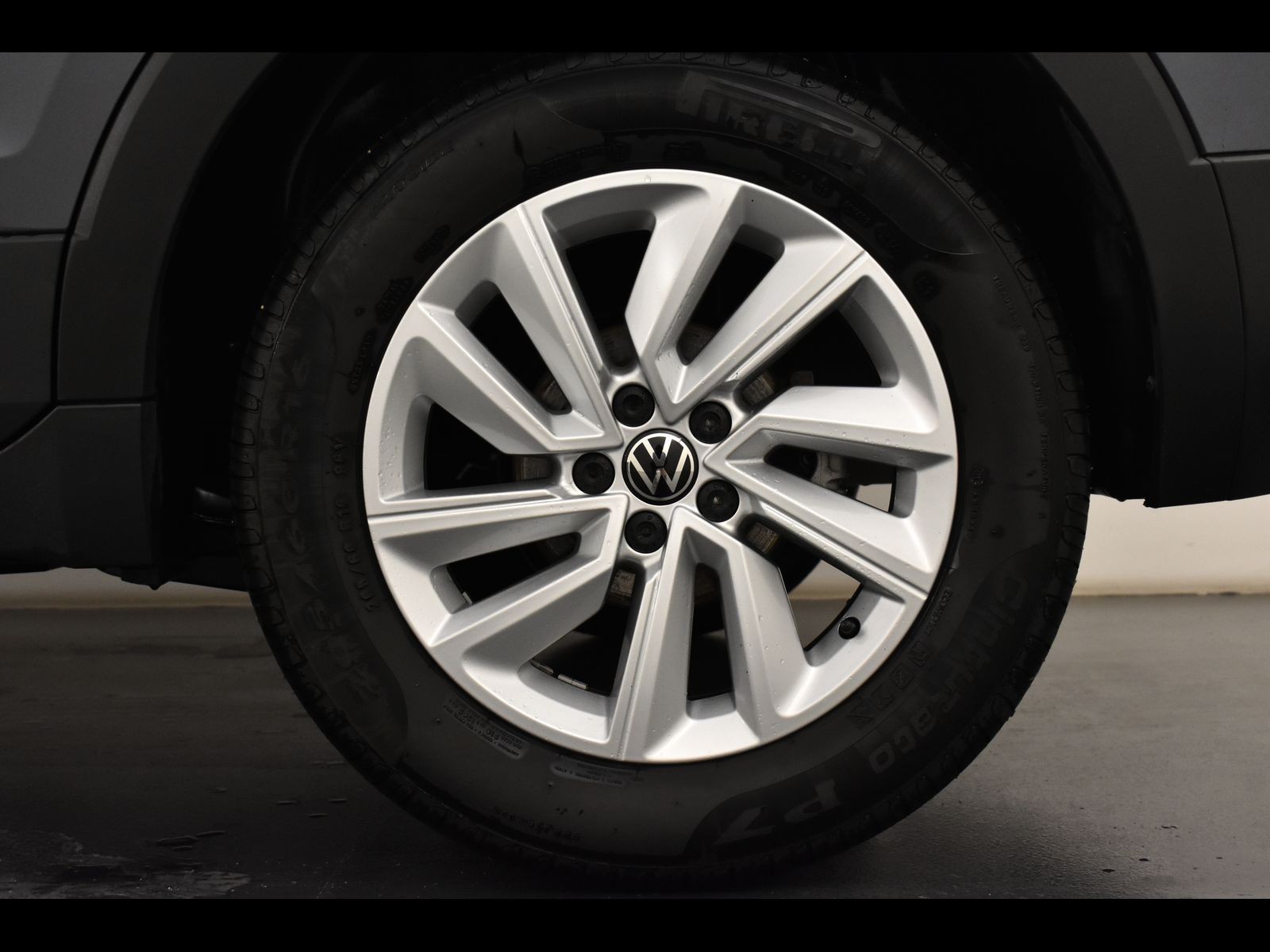 12 - Volkswagen T-Cross 1.0 tsi 110cv style dsg