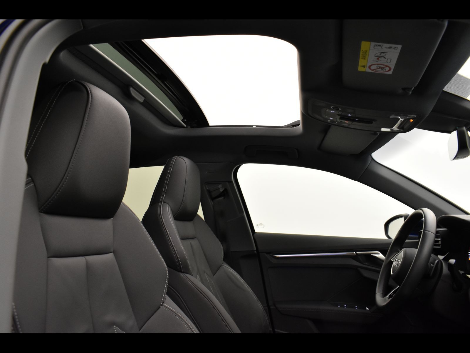 16 - Audi A3 sportback 35 2.0 tdi business s tronic