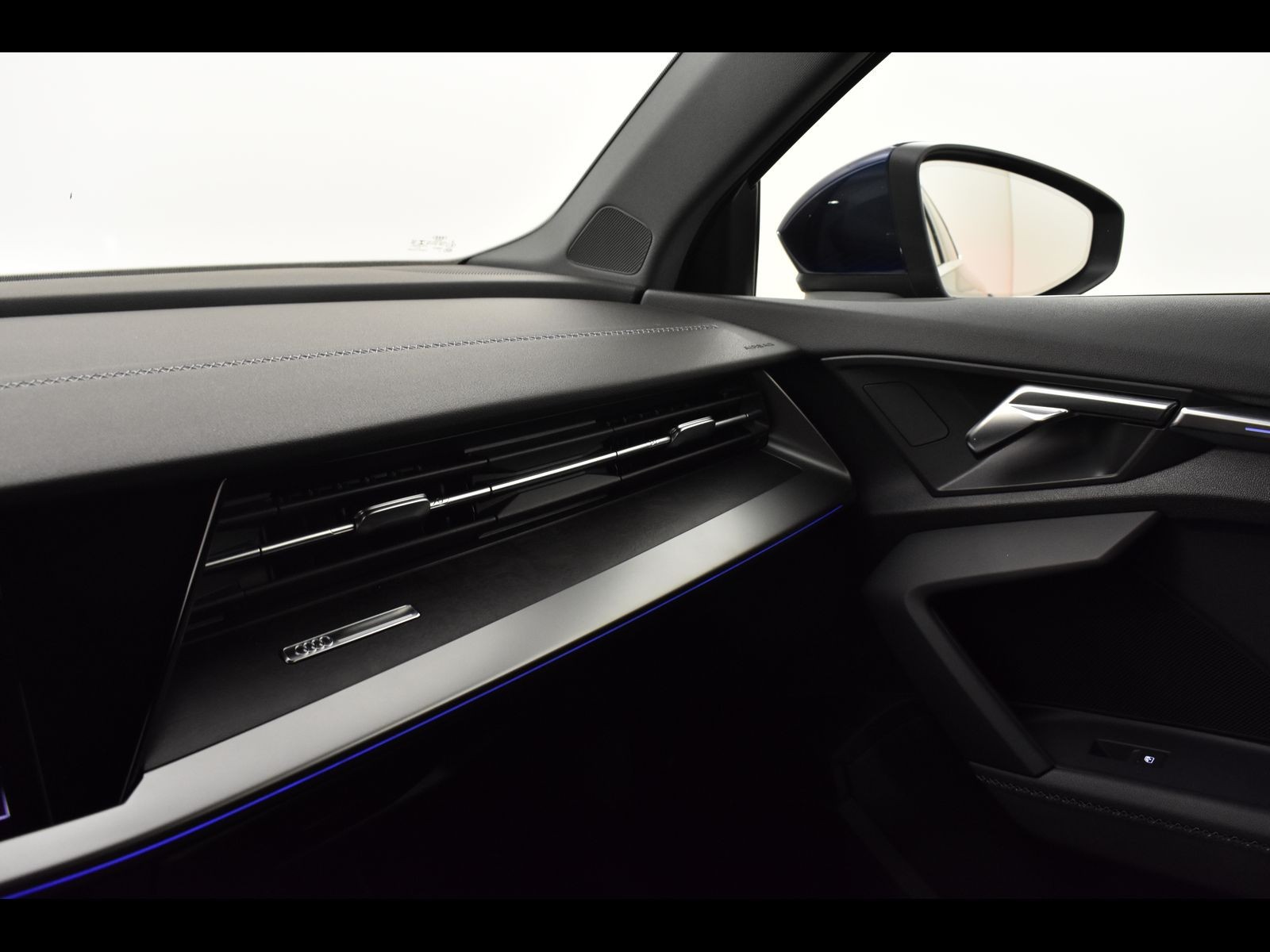 24 - Audi A3 sportback 35 2.0 tdi business s tronic