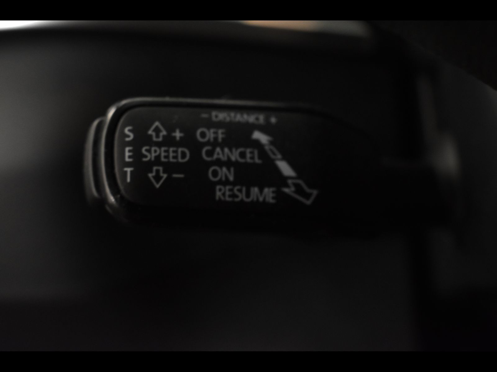 18 - Skoda Karoq 2.0 tdi evo scr 115cv executive dsg