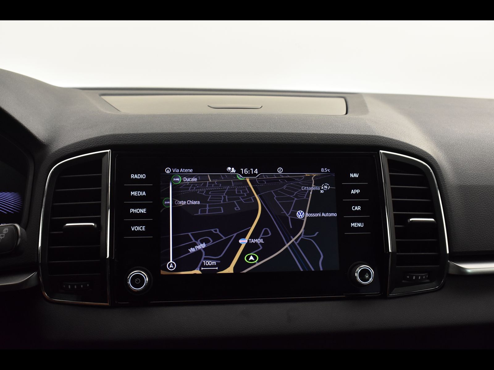 24 - Skoda Karoq 2.0 tdi evo scr 115cv executive dsg