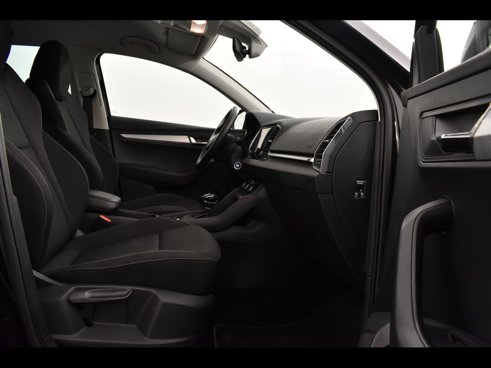 8 - Skoda Karoq 2.0 tdi evo scr 115cv executive dsg