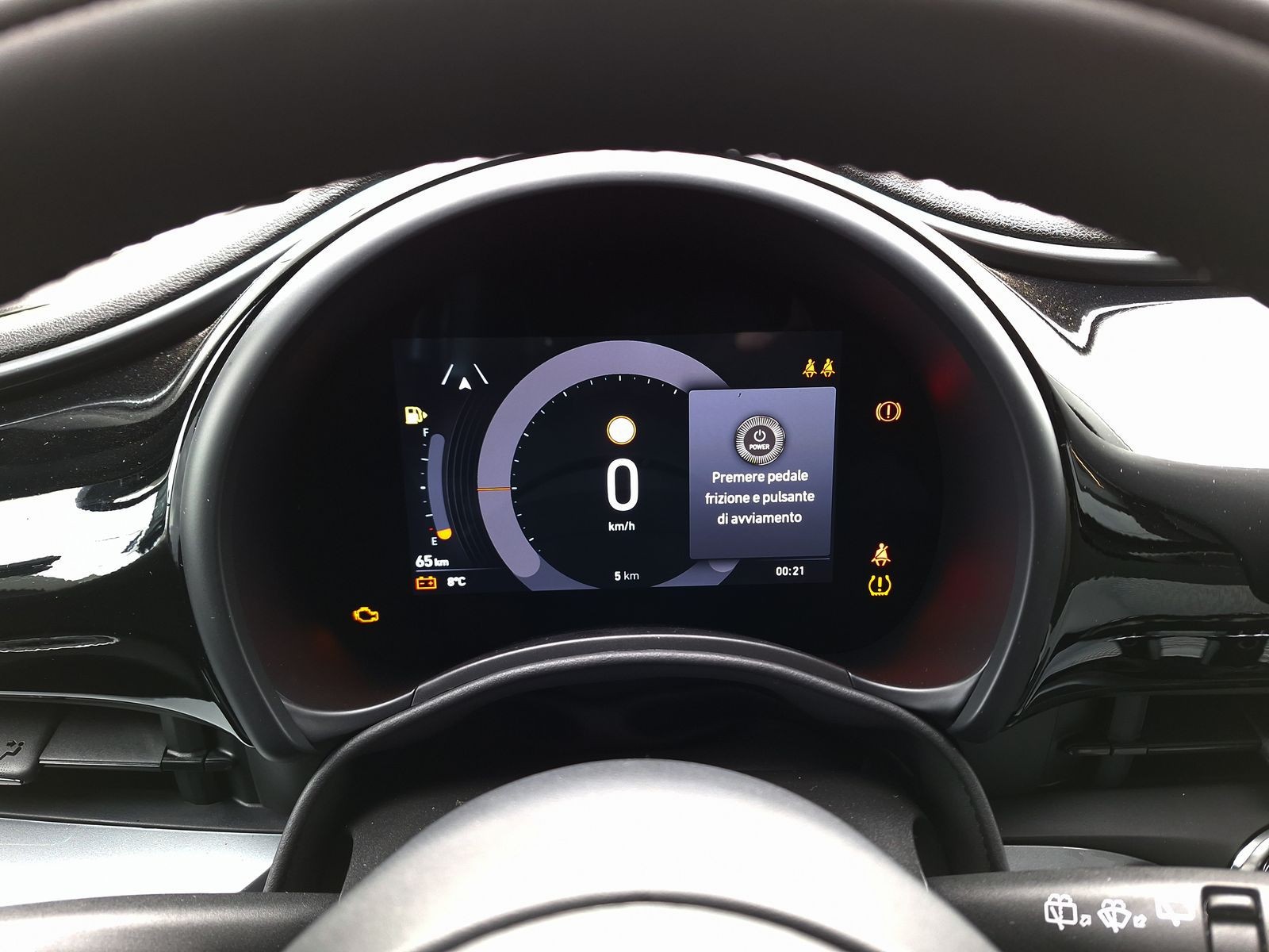 9 - Fiat 500 1.0 hybrid torino