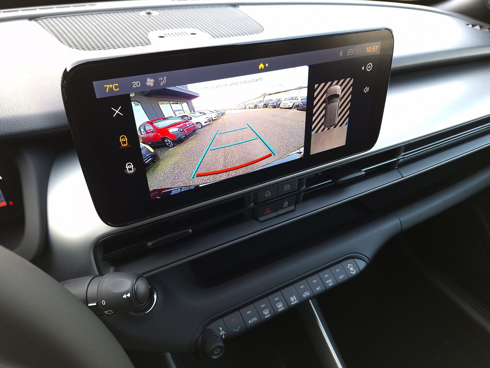 17 - Jeep Avenger 1.2 turbo 100cv summit fwd