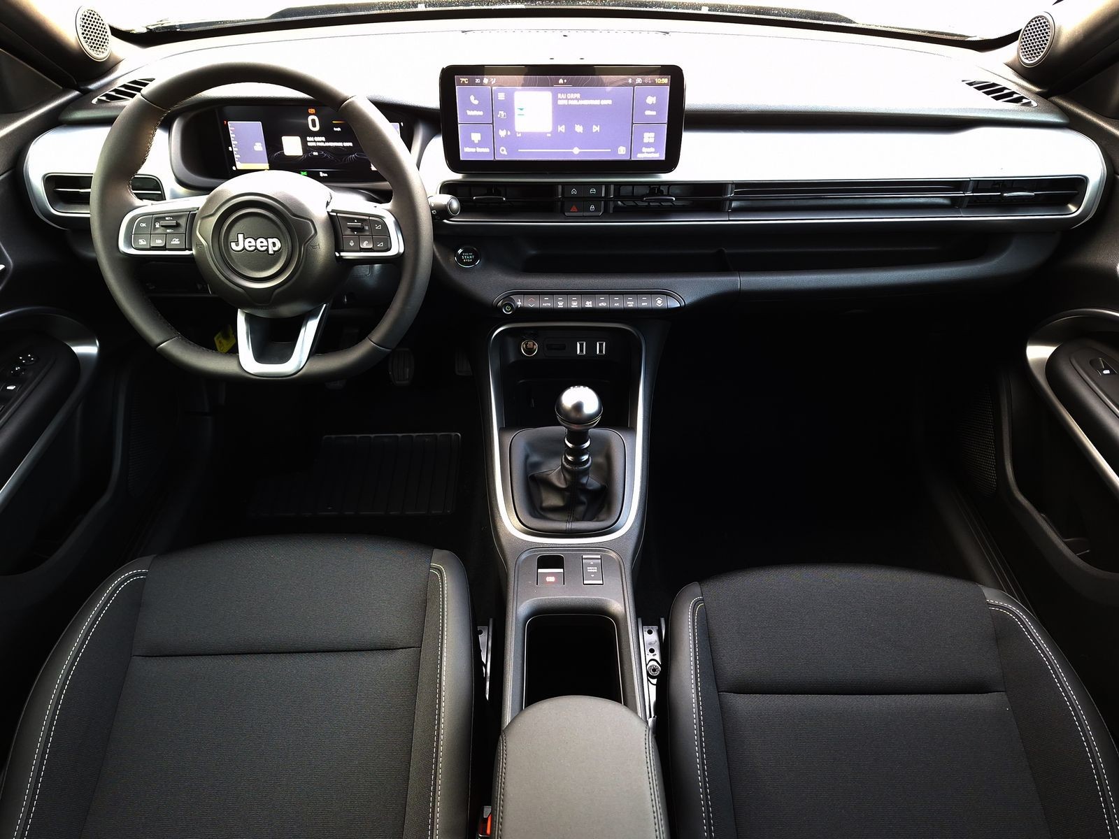 8 - Jeep Avenger 1.2 turbo 100cv summit fwd