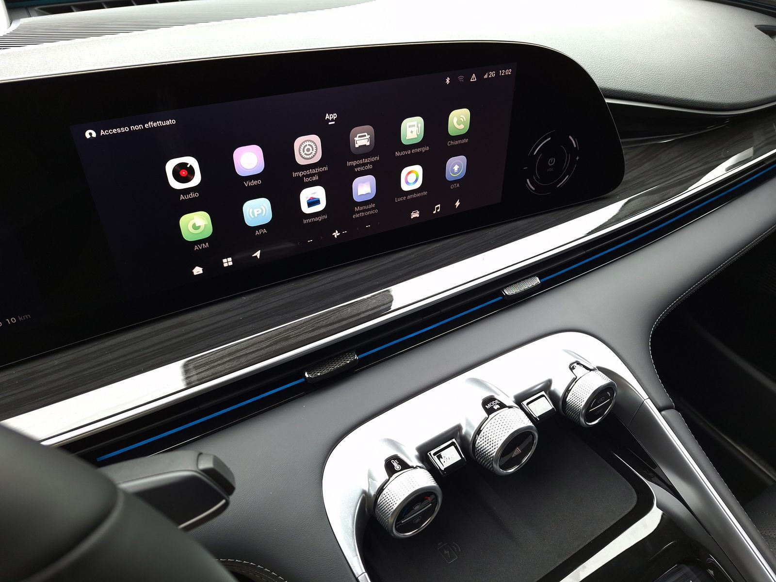 16 - Omoda 9 PHEV 1.5TGDI - Trazione AWD DHT3 Premium (AWD) - Interni Nero