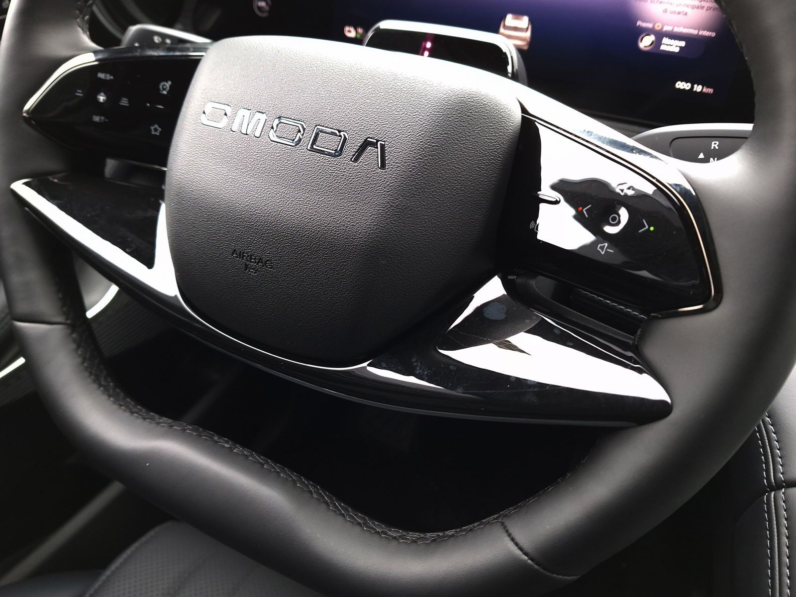 20 - Omoda 9 PHEV 1.5TGDI - Trazione AWD DHT3 Premium (AWD) - Interni Nero